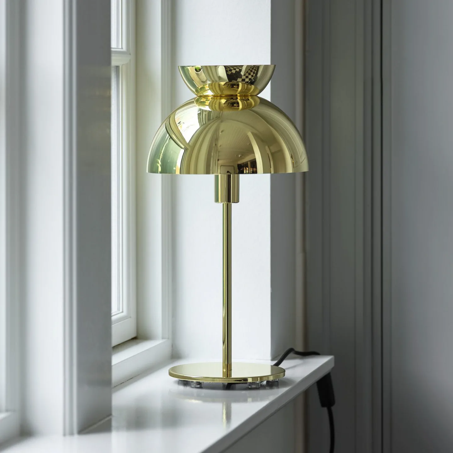 Butterfly Tischleuchte Brass - Frandsen - Wohnzimmer - Design - Metall - Mit Schirm