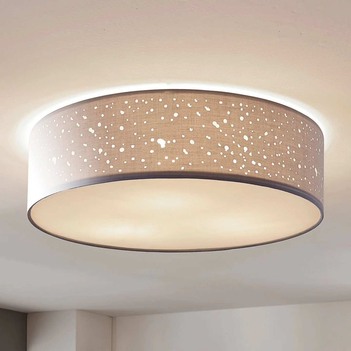 Umma Taklampe Grey/Nickel - Lindby - Stue - Moderne - Stoff / Tekstil - Rund