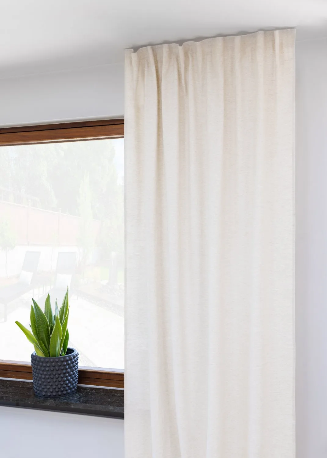 Gardiner - Lingardin Kali (beige) (Størrelse: 145 x 300 cm)