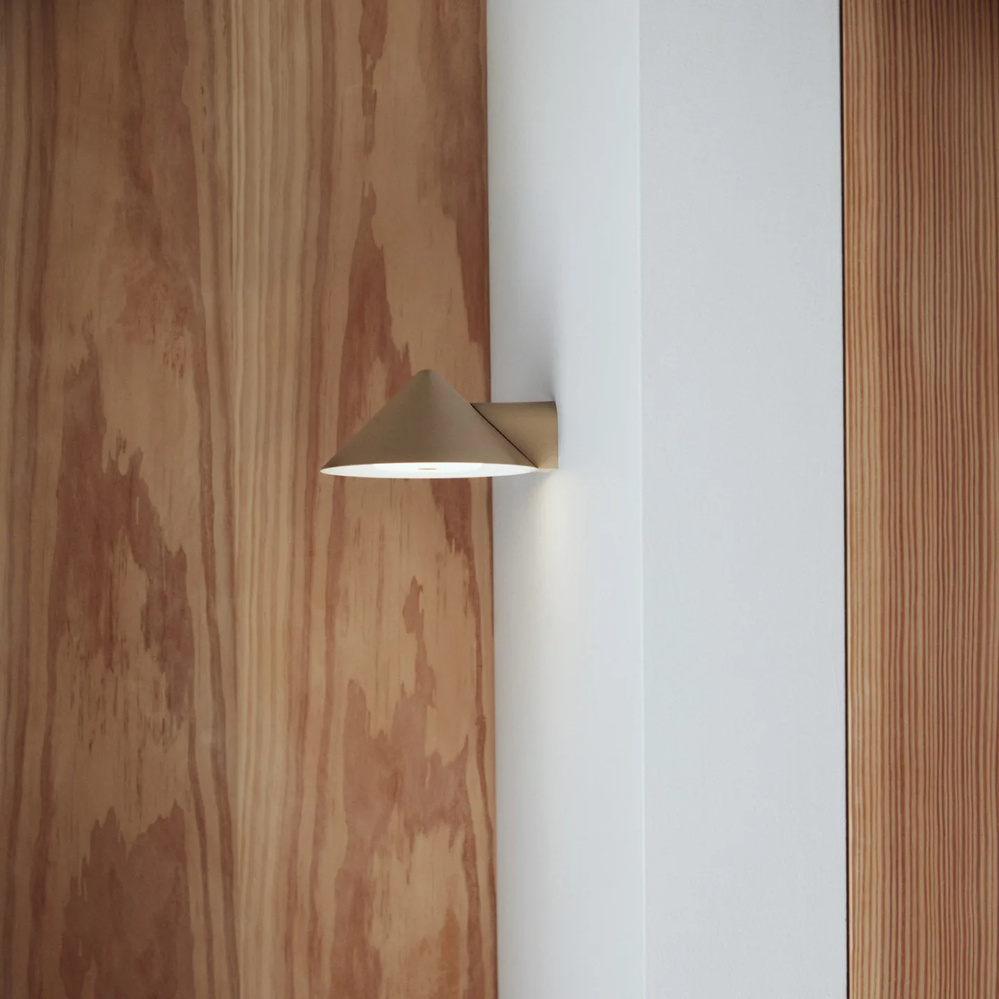 Grasp LED-vegglampe med batteri, sandgrå, bredde 15 cm – FRANDSEN - Entré - Design - Metall - Med en lyskilde