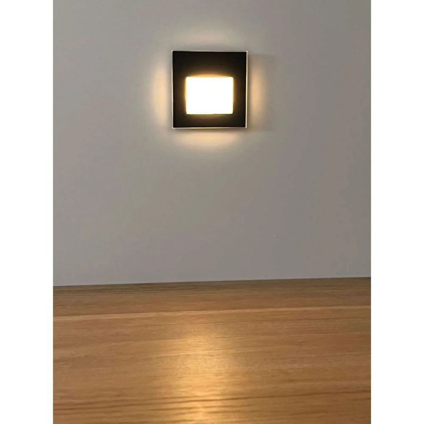 Nox Step LED Hell Kit Square Glass/Weiß - Antidark - Flurbereich - Aluminium
