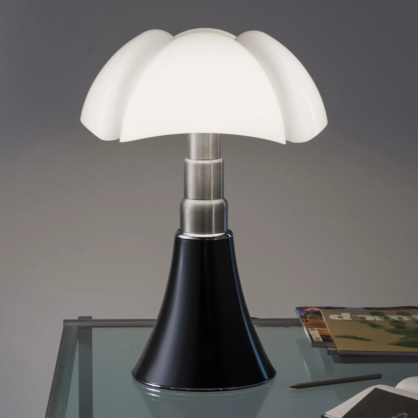 Pipistrello Med LED-bordlampe brun, dæmpbar - Martinelli Luce - Stue - Design - Metal - Med skærm