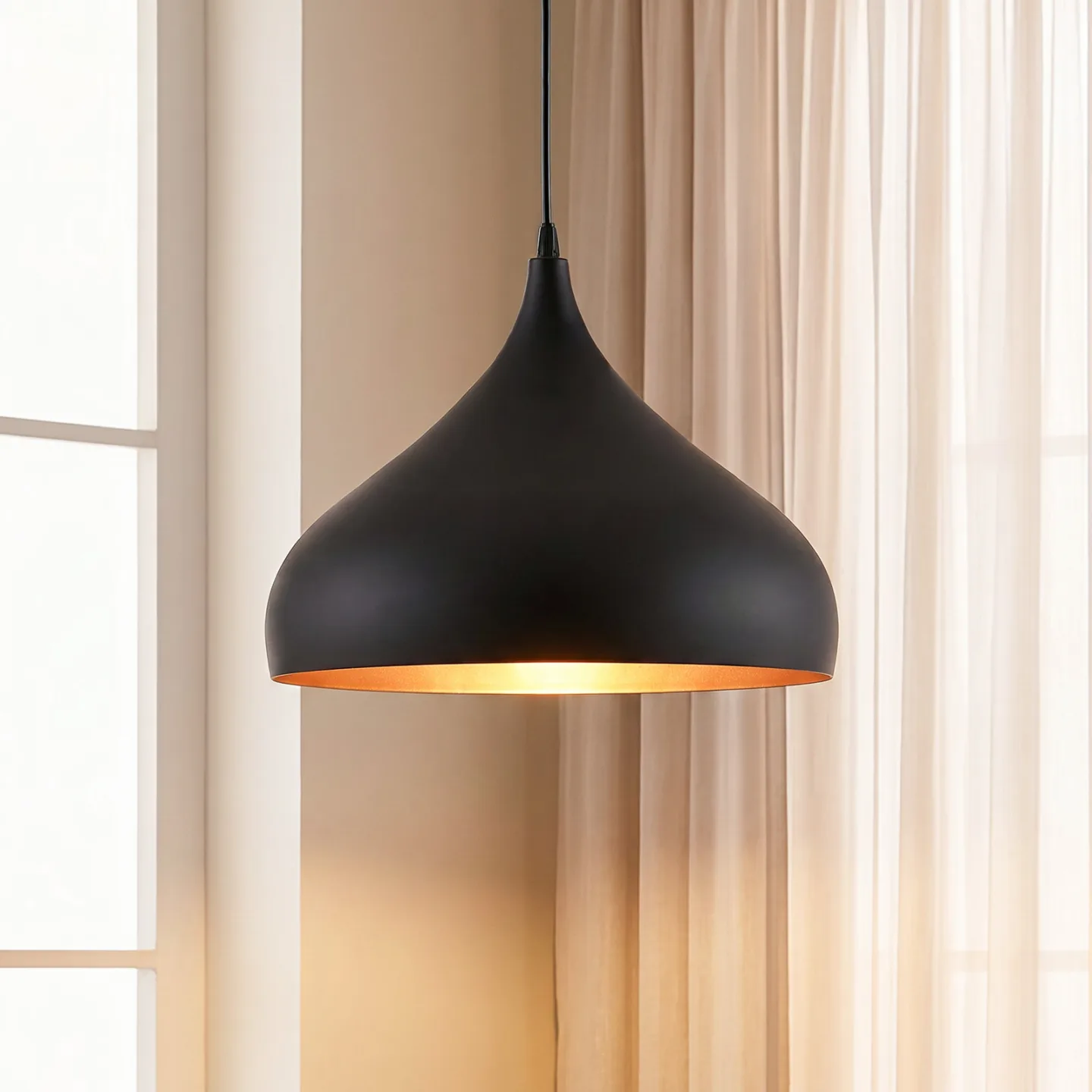 Ritana Pendel Black/Gold - Lindby - Stue - Moderne - Aluminium - Med én lyskilde