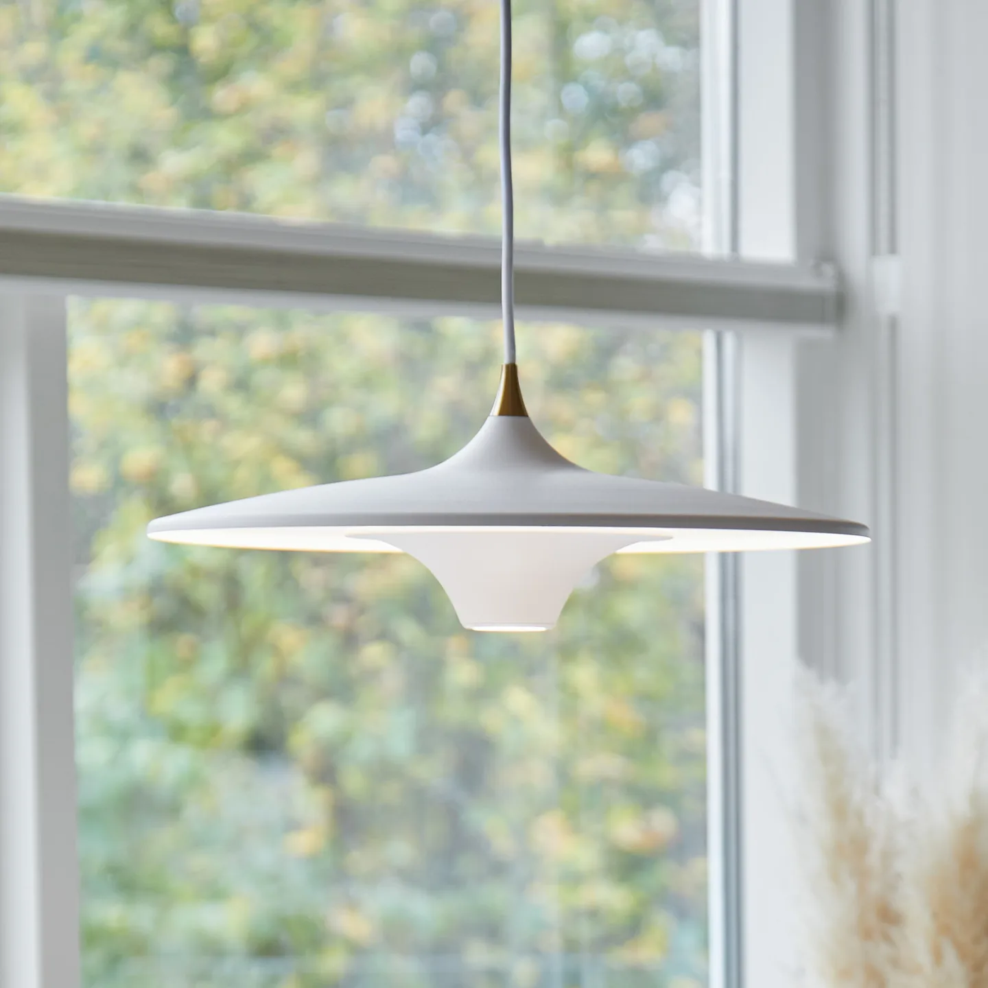 Moja Pendelleuchte Ø42 White - Loom Design - Wohnzimmer - Modern - Aluminium - Einflammig