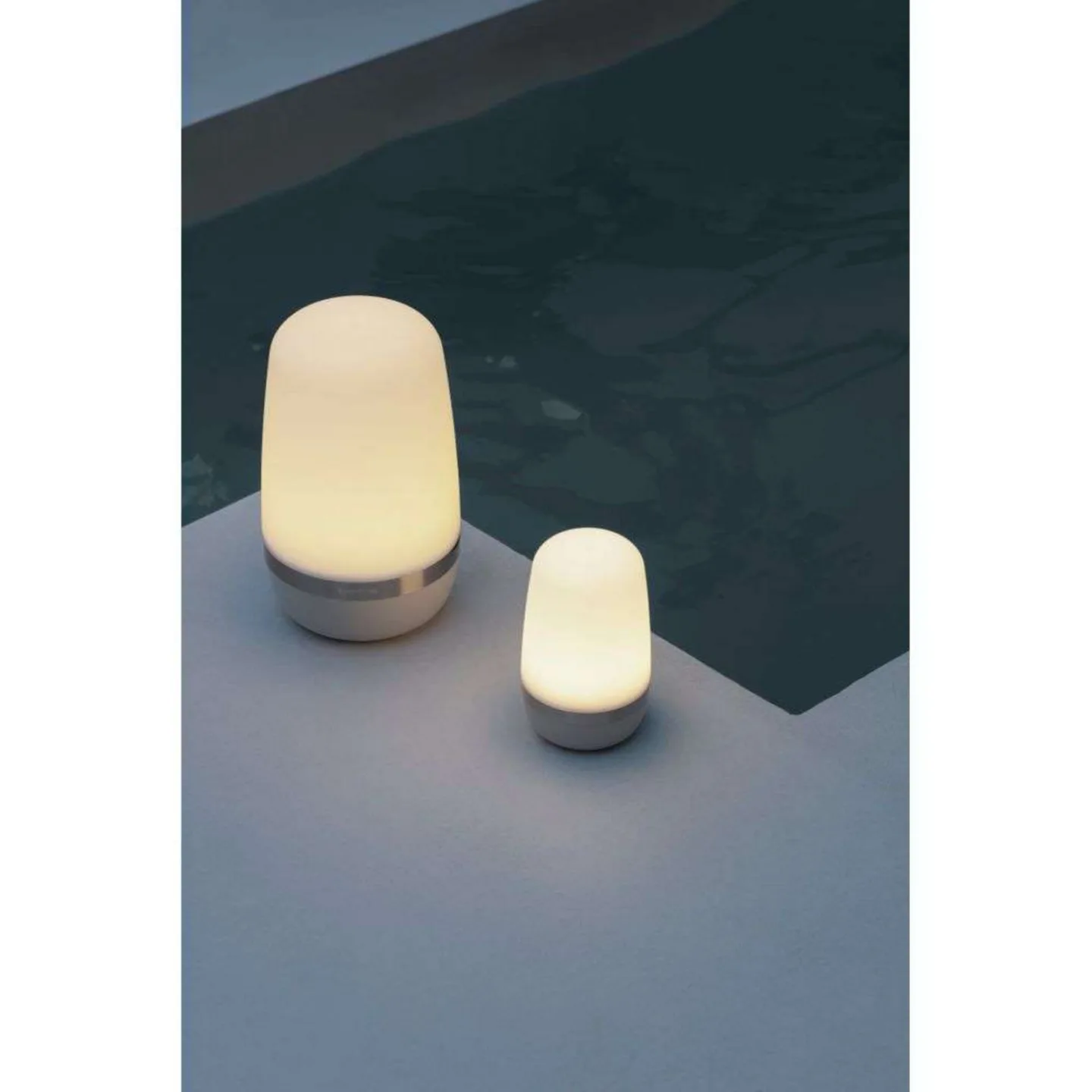 Spirit Portable Außenleuchte L Moonbeam - Blomus - Terrasse - Kunststoff