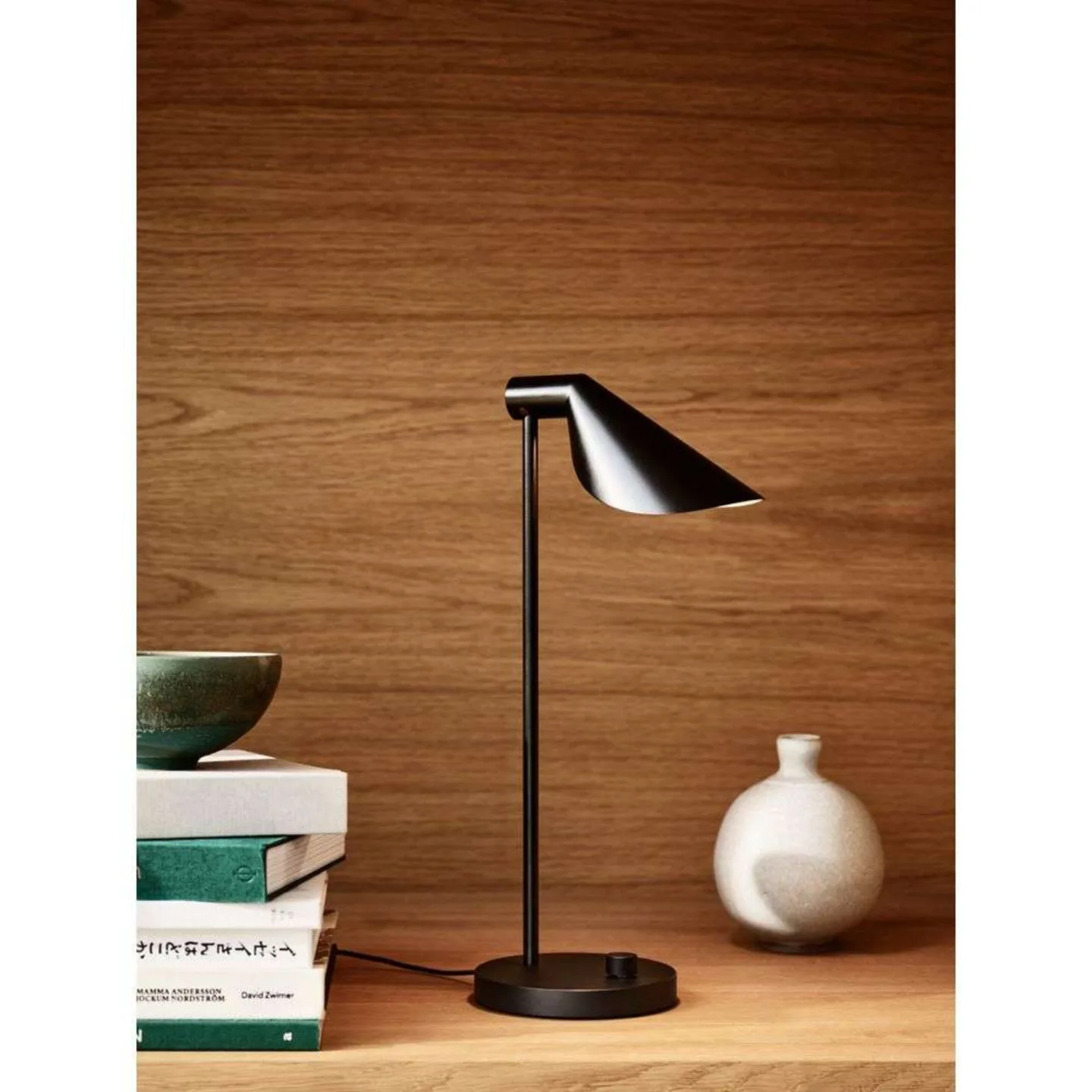 MS Series MS022 Tischleuchte Black PVD - Fritz Hansen - Wohnzimmer - Metall