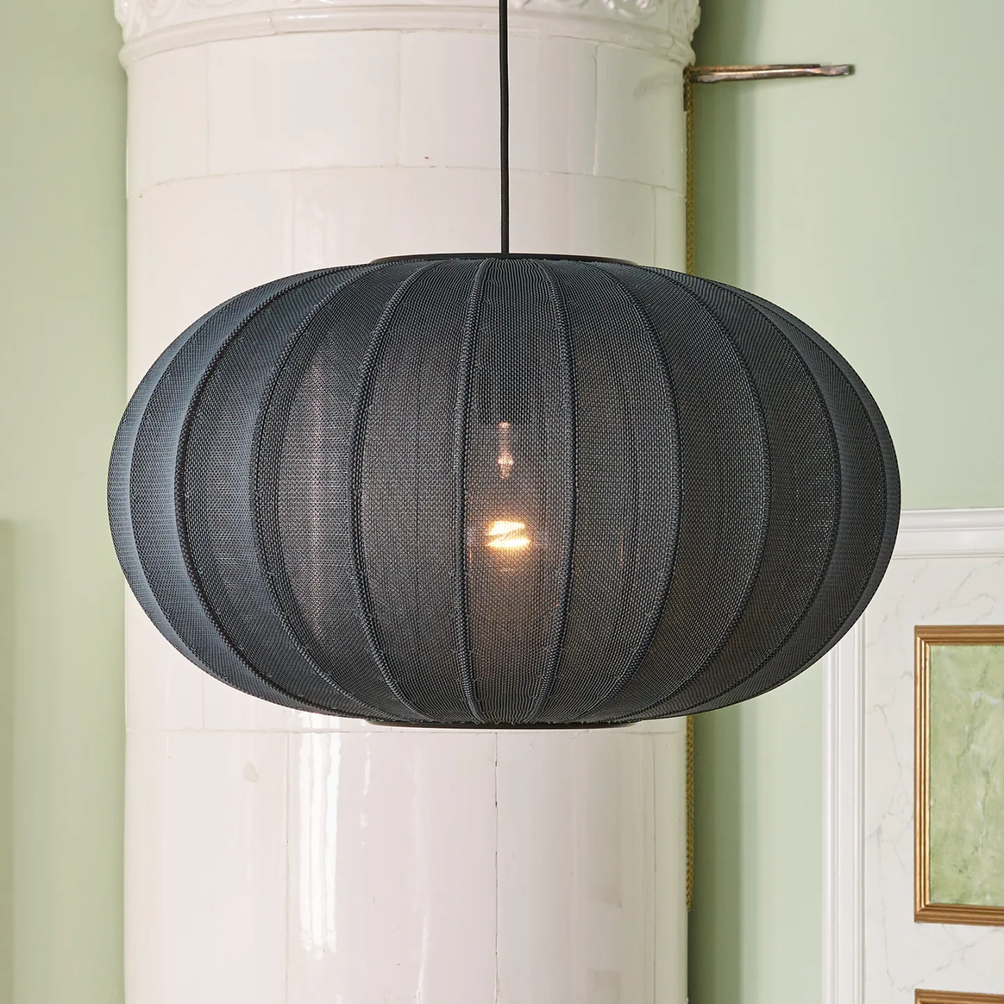 Knit-Wit 57 Oval Pendelleuchte schwarz E27 - Made By Hand - Wohnzimmer - Skandinavisch - Stoff / Textil - Einflammig
