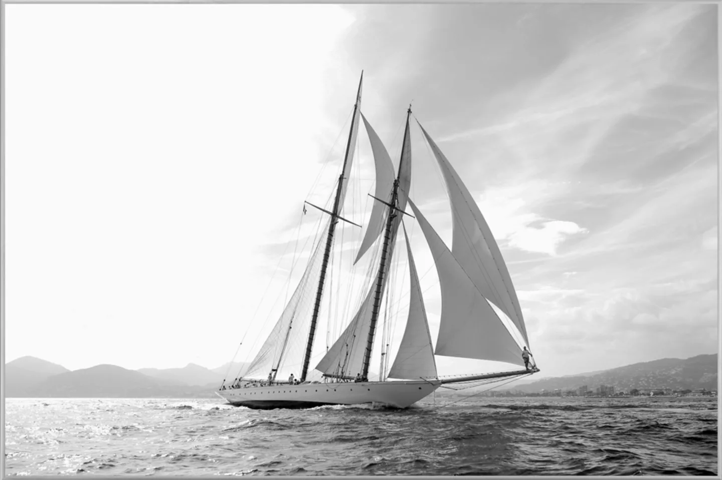 image LAND Bild mit Rahmen Segelschiff in Schwarz Weiss | Schubiger Möbel