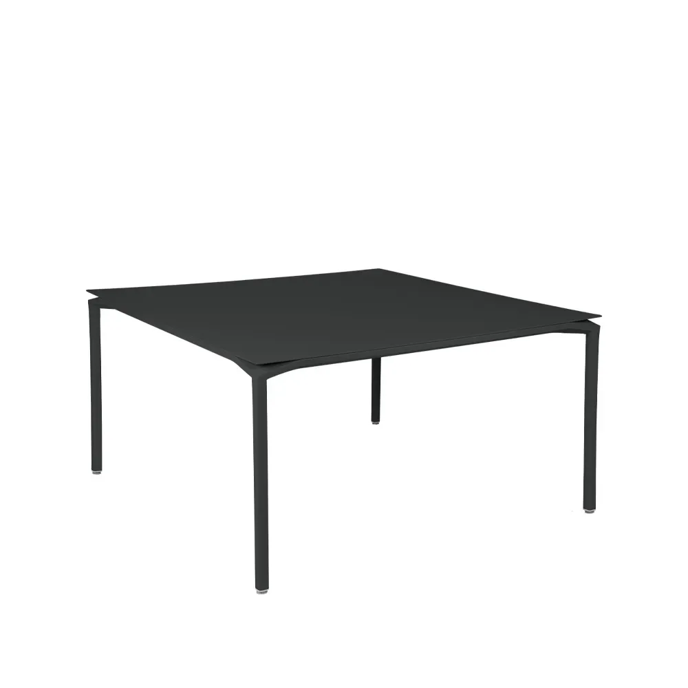 Fermob Calvi bord kvadratiskt 140x140 cm Liquorice (svart)