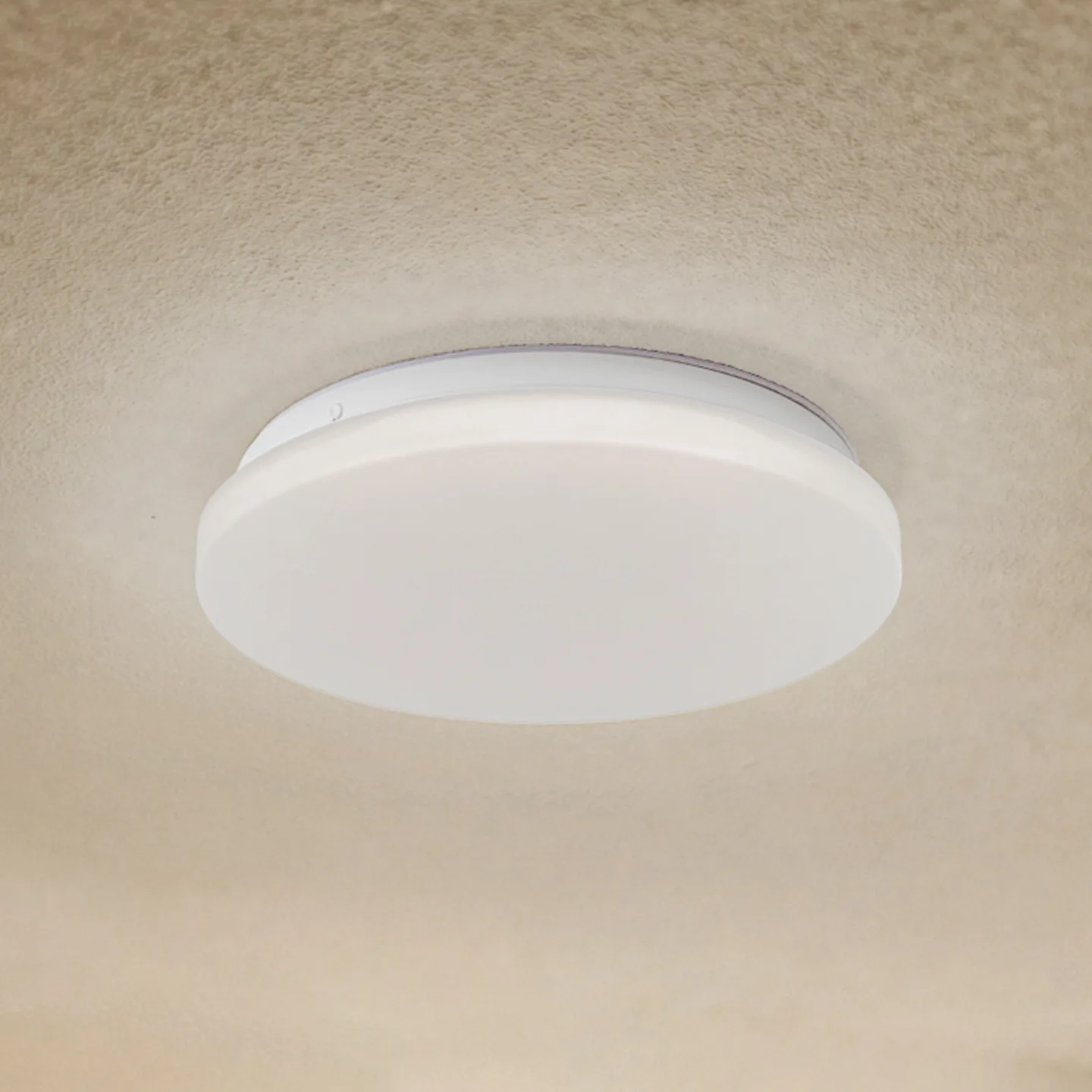 Kirkola LED-utomhustaklampa, 4000 K, Ø 26 cm, vit – Lindby - Källare - Plast - Rund