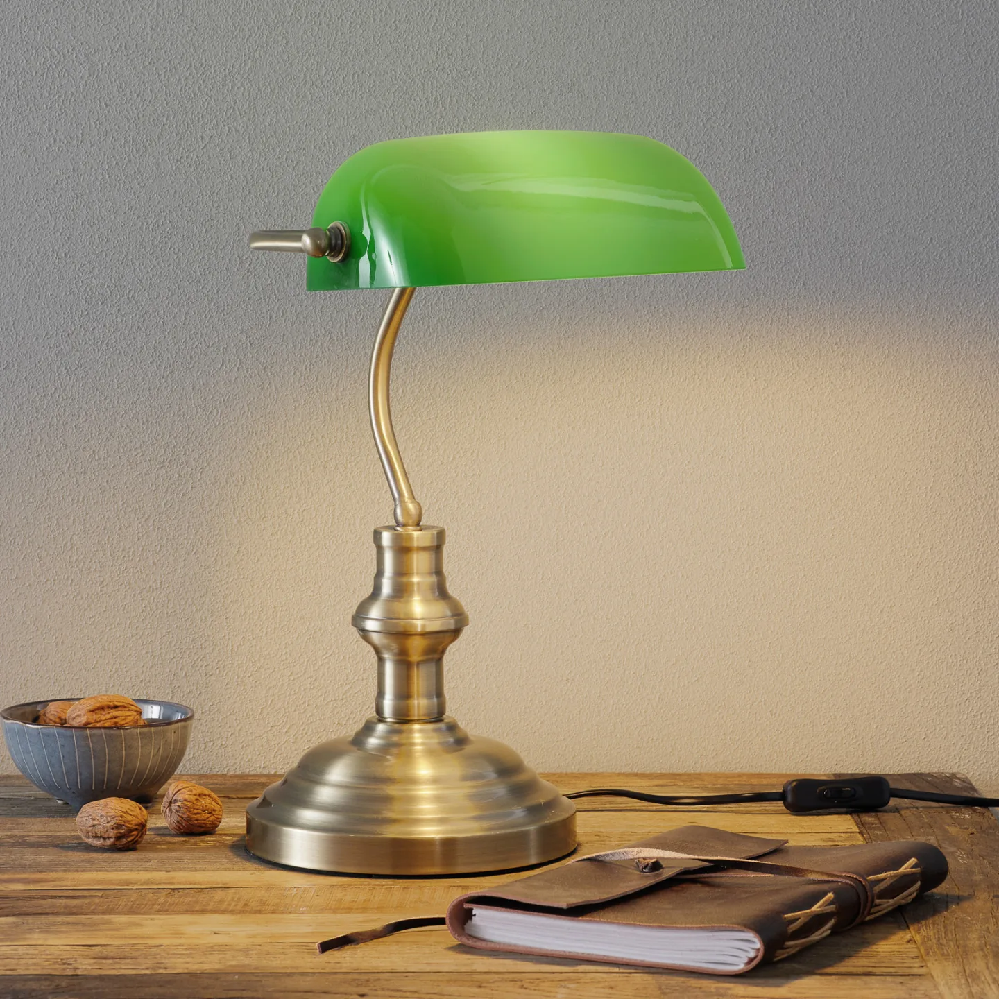 Bankers Bordlampe 42 cm Oxide/Green - Markslöjd - Stue - Antik - Metal - Med én lyskilde