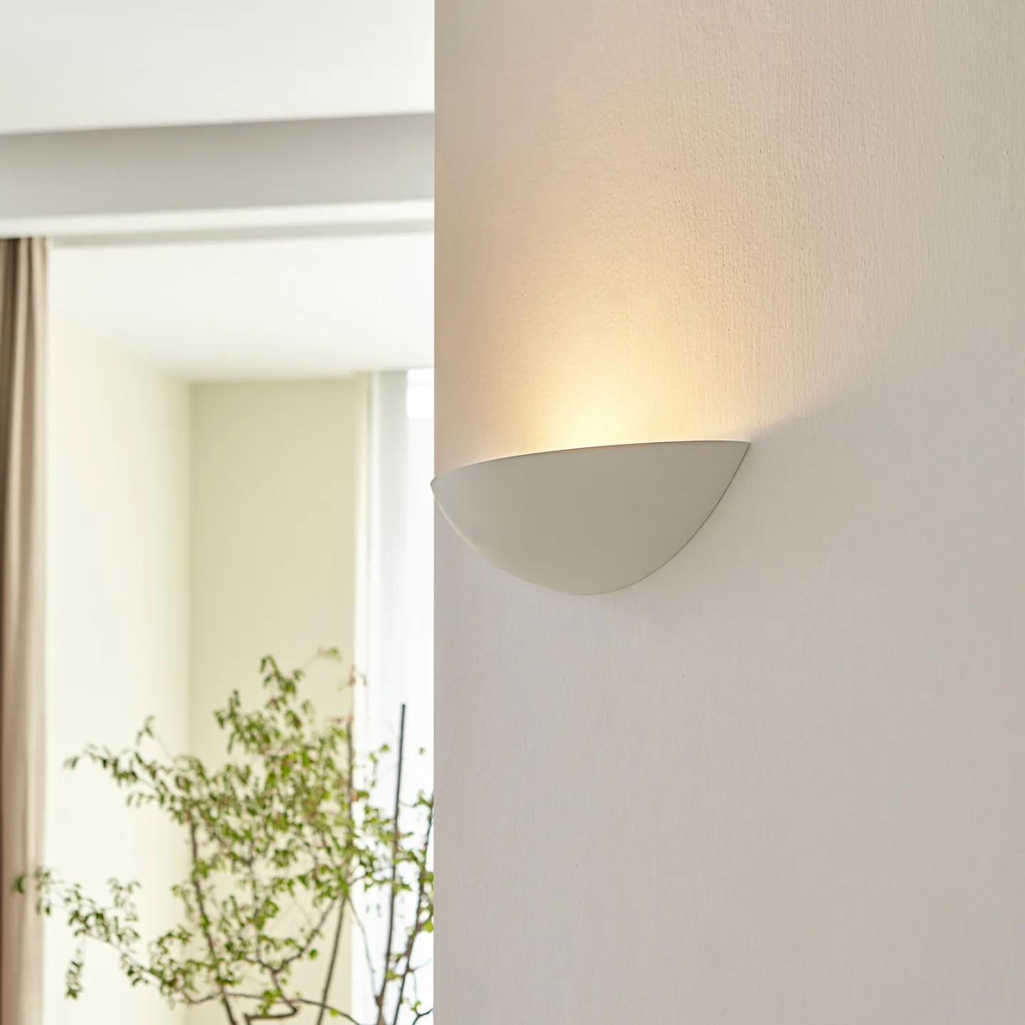 Guilia Wandleuchte White - Lindby - Flurbereich - Modern - Gips / Ton - Rund