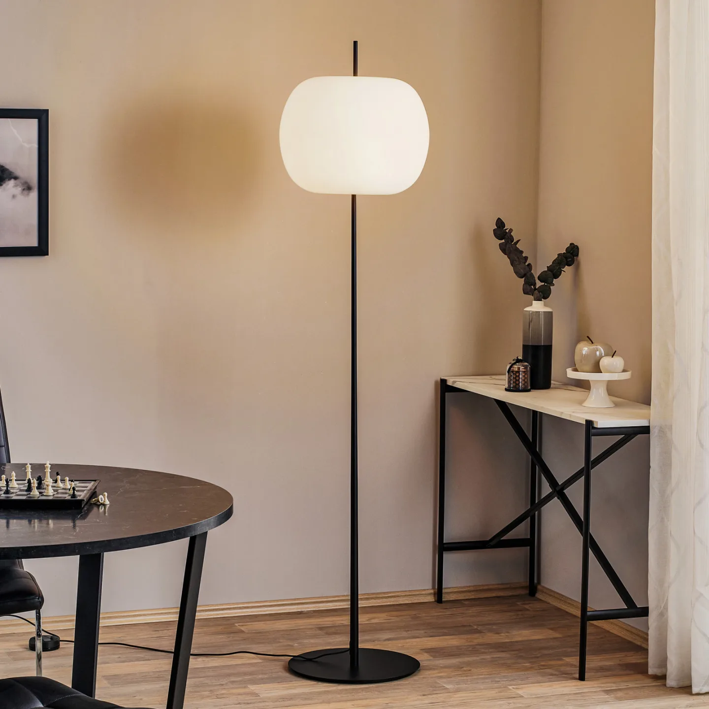 Kushi Stehleuchte XL Black - KDLN - Wohnzimmer - Design - Metall - Mit Schirm