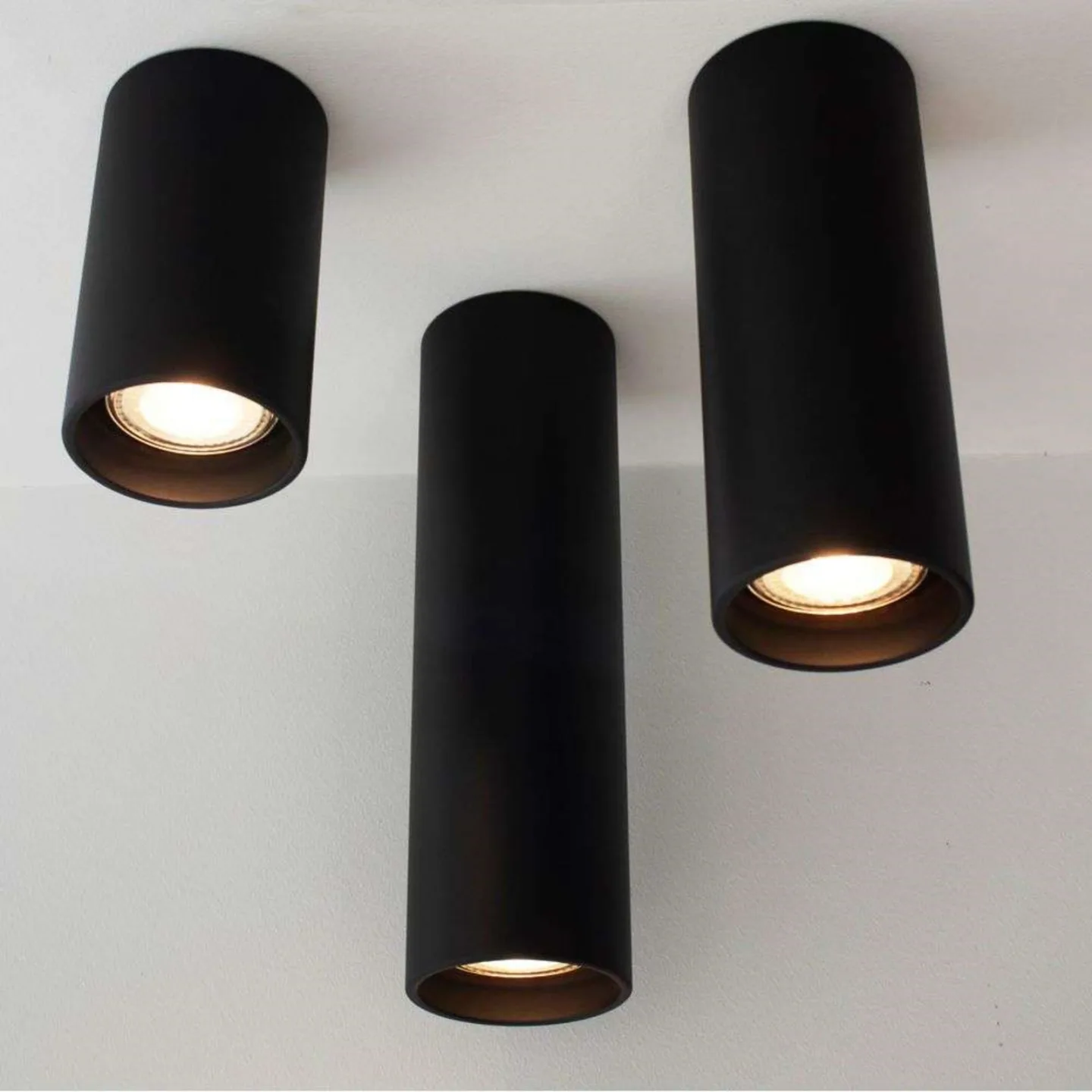 CPH Tubelight 18-7 Sort - Cph Lighting - Stue - Aluminium