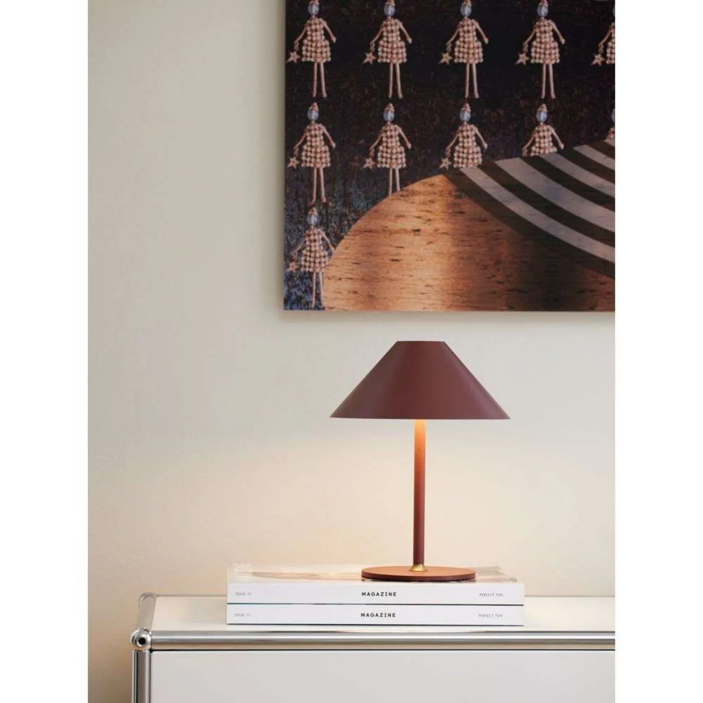 Hygge Portable Tischleuchte Ø19 Maroon - Halo Design - Wohnzimmer - Metall