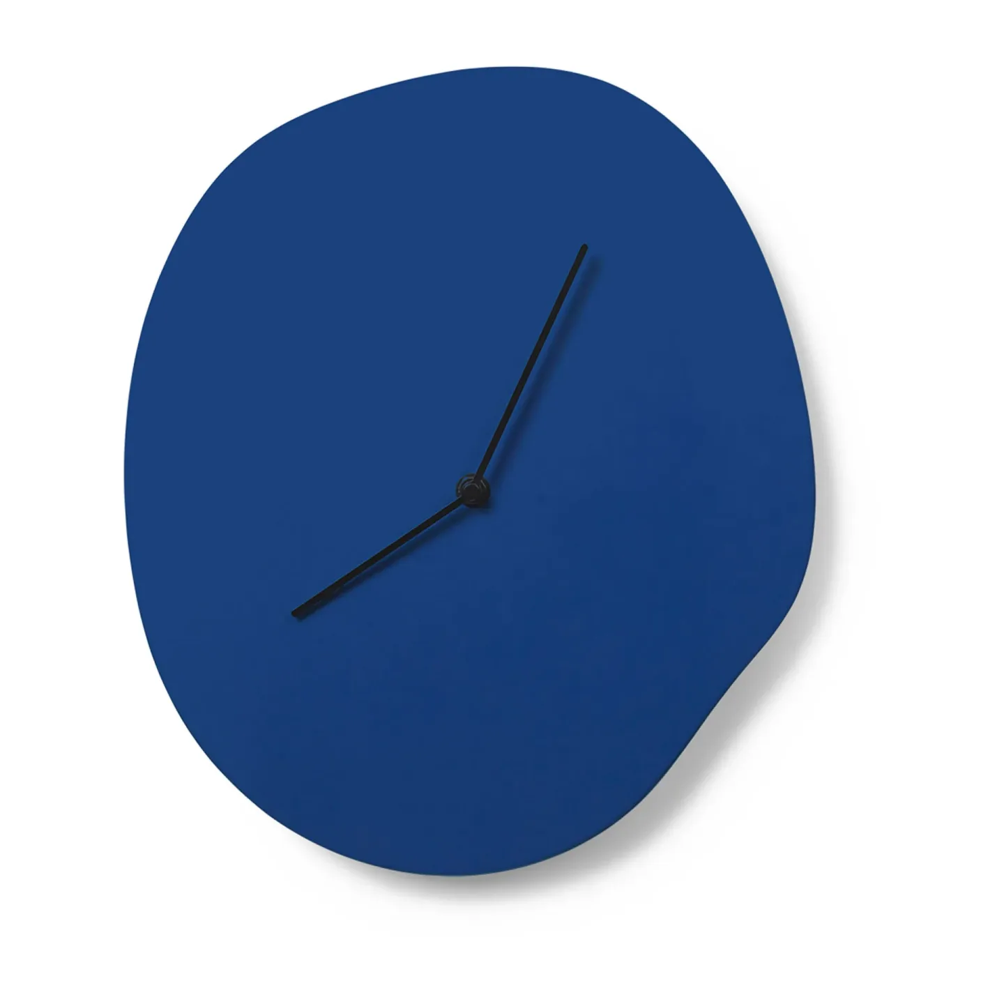 Ferm Living Melt Wanduhr 28 x 33cm Blue