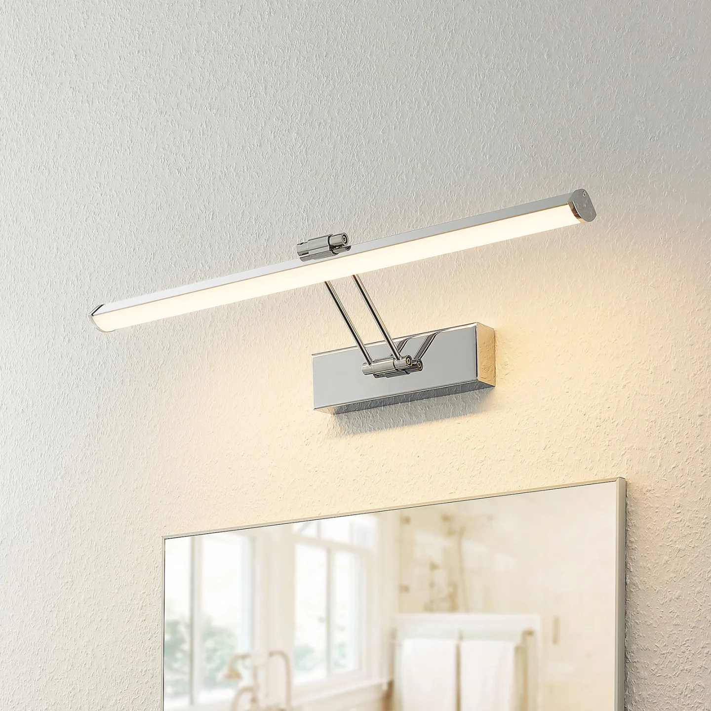 Lindby LED-Spiegelleuchte Sanya, 60 cm, chrom, Metall, IP44 - Badezimmer - Modern - Einflammig
