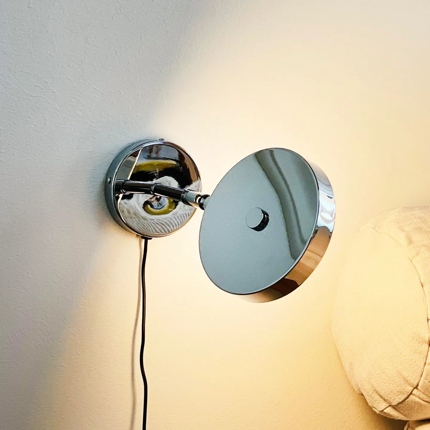Starlight LED-Wandlampe, chrom Ø 14 cm dim. - Dyberg Larsen - Wohnzimmer - Design - Metall - Mit Schirm