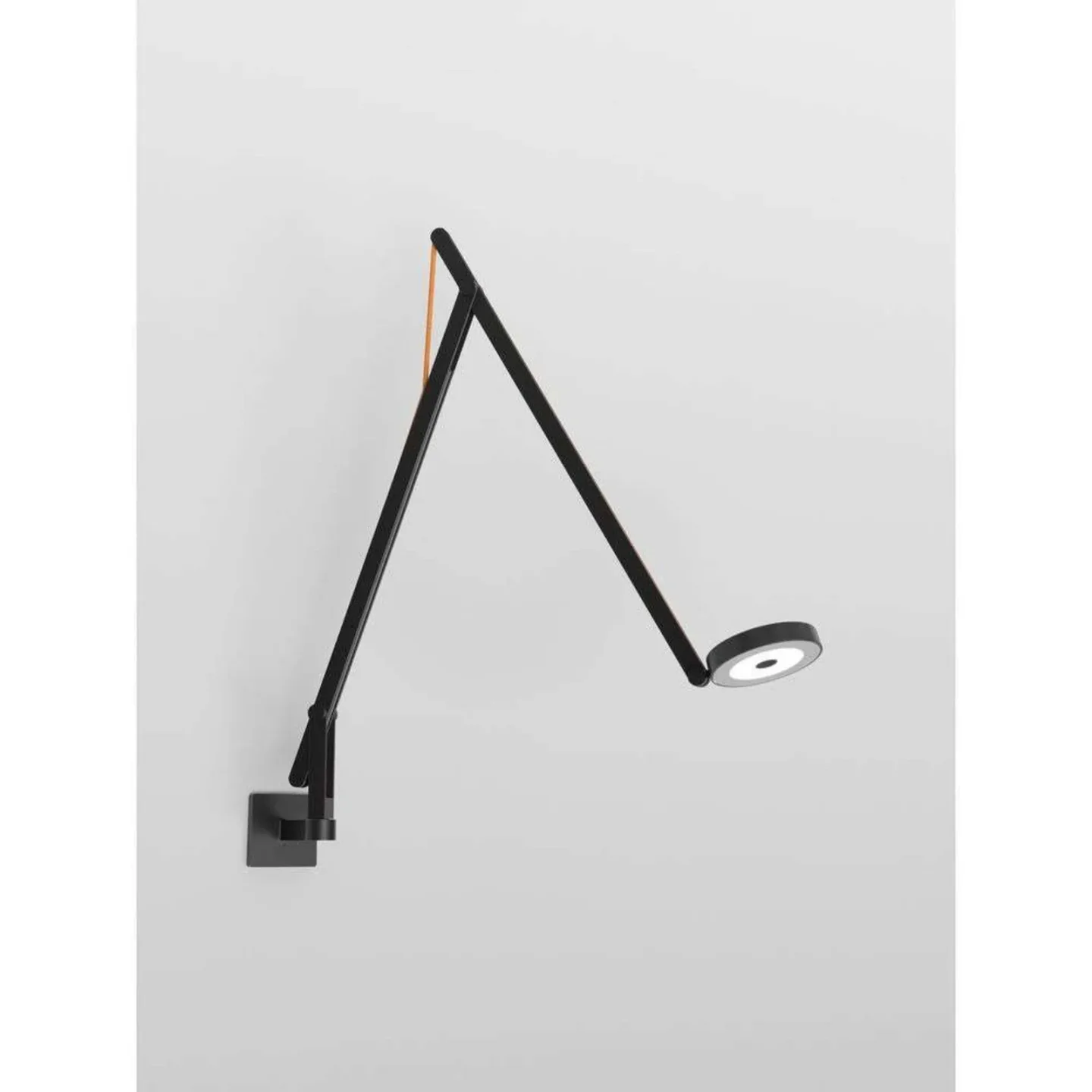String W1 Vägglampa DTW Matt Black/Orange - Rotaliana - Vardagsrum - Aluminium