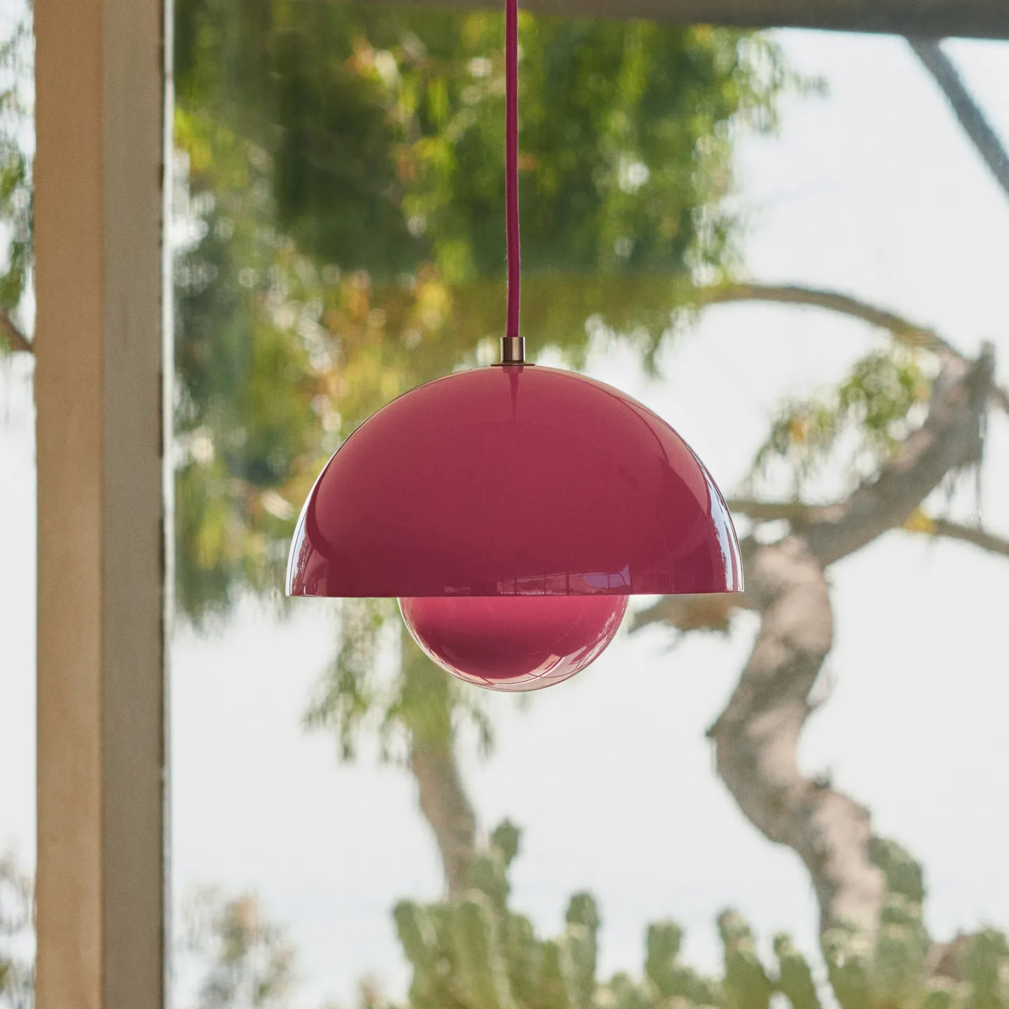 &Tradition Flowerpot VP1 Pendelleuchte Tangy pink
