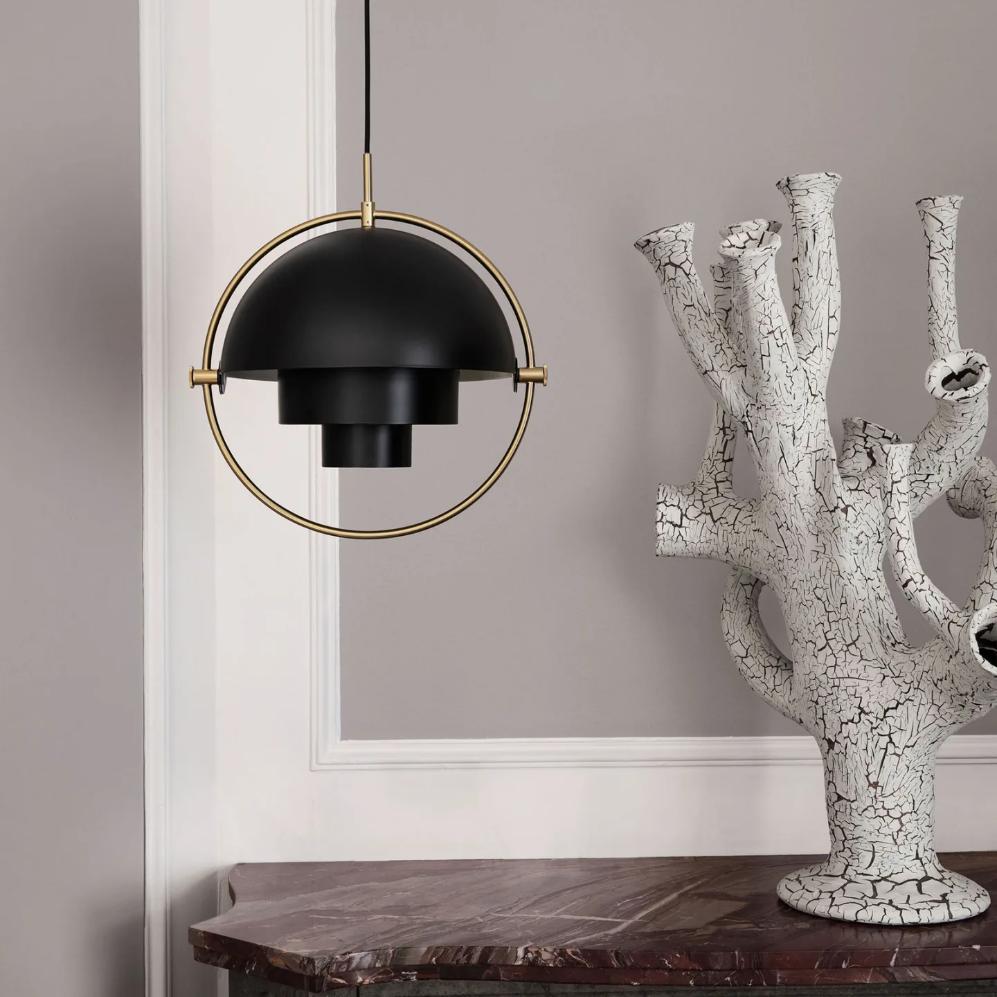 Multi-Lite Pendel Ø36 Messing/Koks Sort - GUBI - Stue - Design - Metal - Med én lyskilde