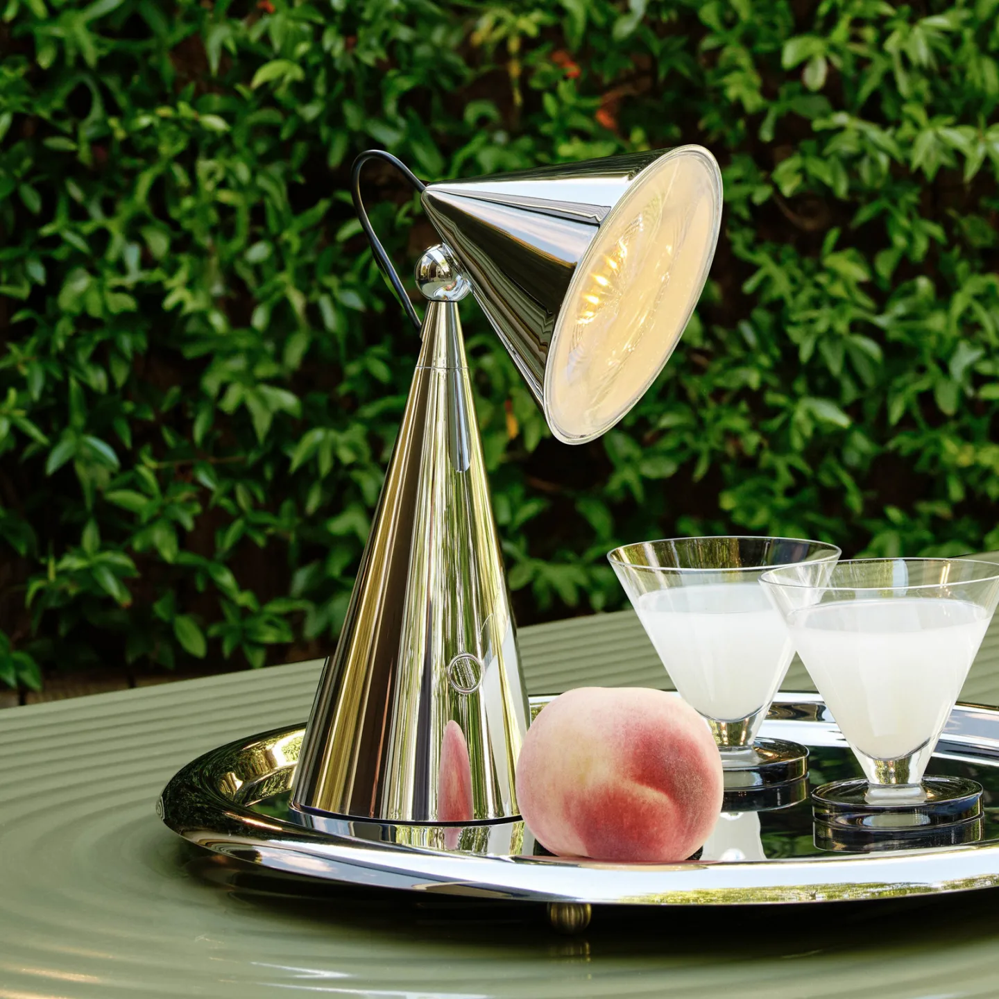 Pose Portable Tischleuchte Silver - Tom Dixon - Wohnzimmer - Design - Kunststoff - Einflammig