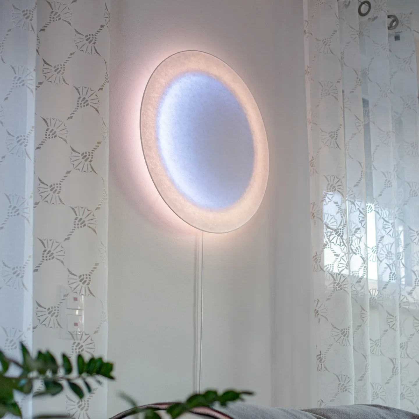 MOODMOON LED-væglampe, RGBW, rund - Ingo Maurer - Stue - Design - Papir / karton