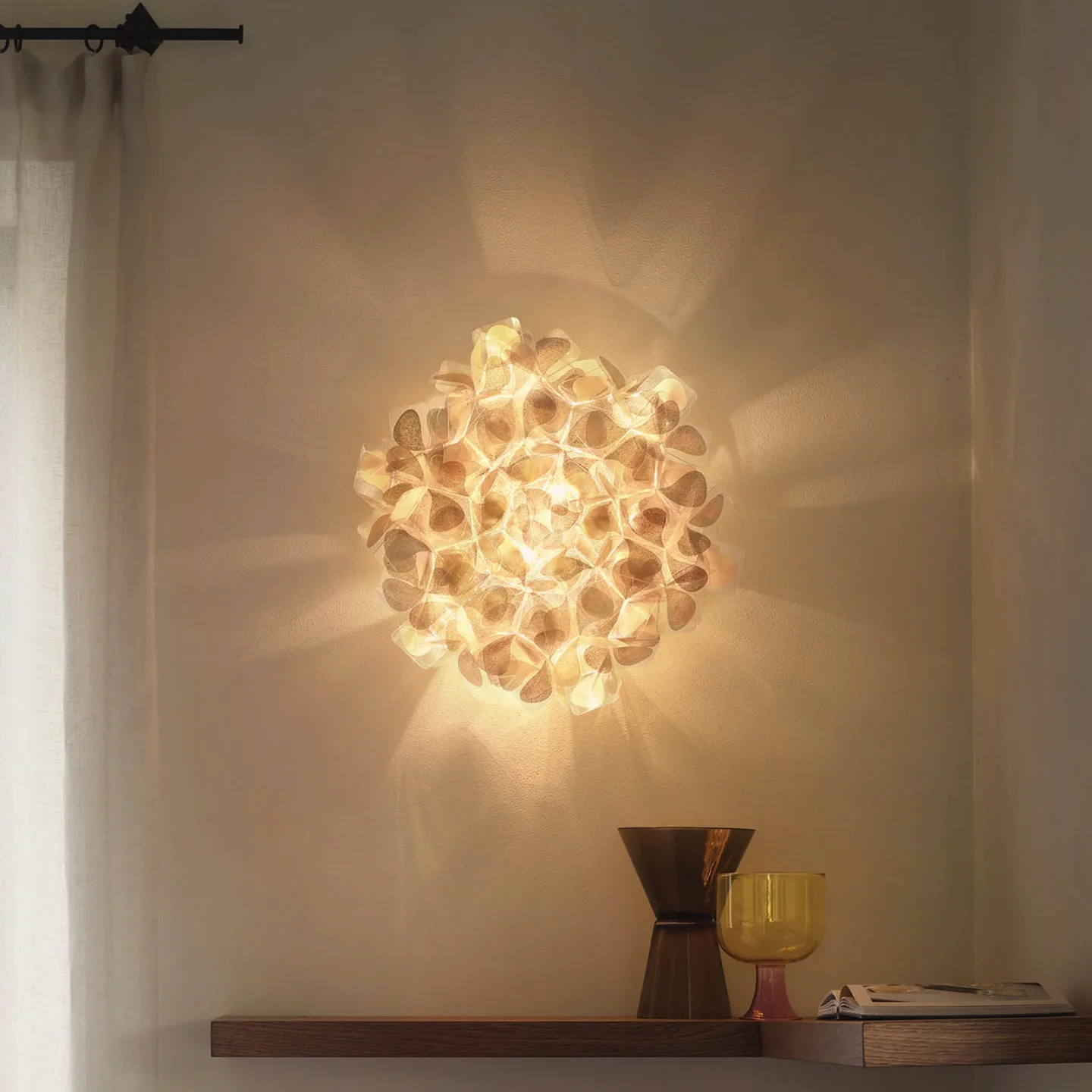 Clizia Decken-/Wandleuchte Mama Non Mama Medium Gold - Slamp Clizia Mama Non Mama - Wohnzimmer - Design - Kunststoff - Rund