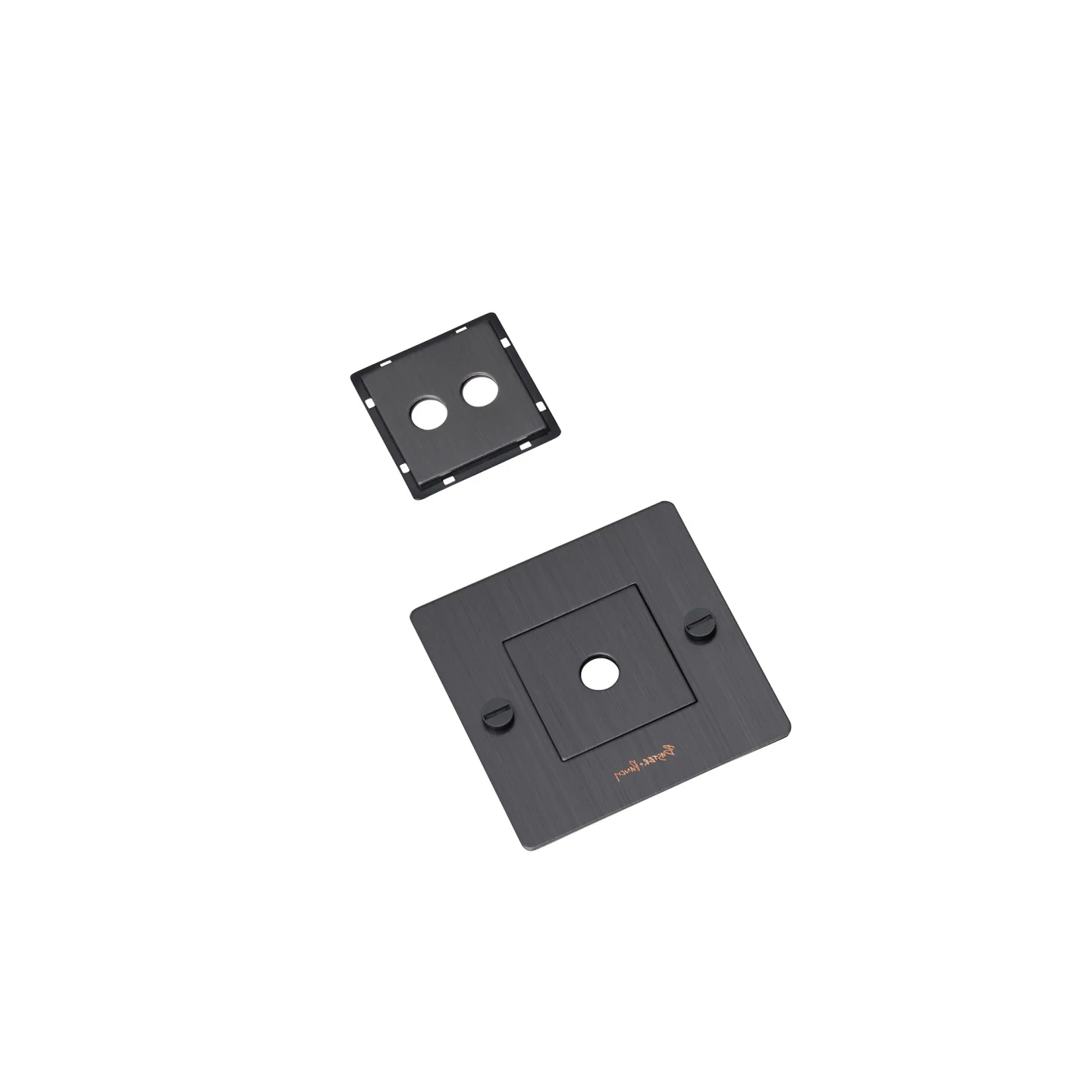 Buster + Punch - EU 1G Wall Plate Horiztonal With Infills - Smoked Bronze - Övriga belysningstillbehör - Silver