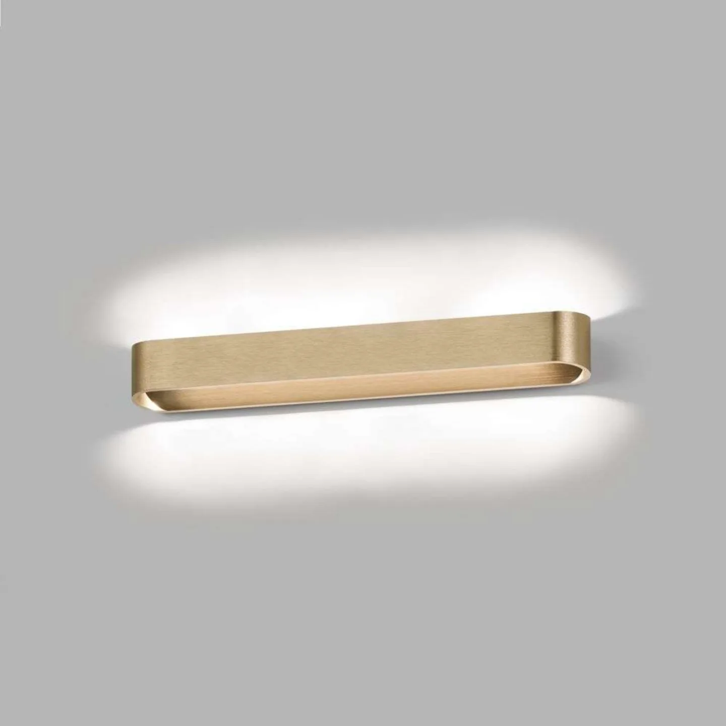 Aura W3 Wandleuchte 2700/3000K Brass - LIGHT-POINT - Wohnzimmer - Aluminium