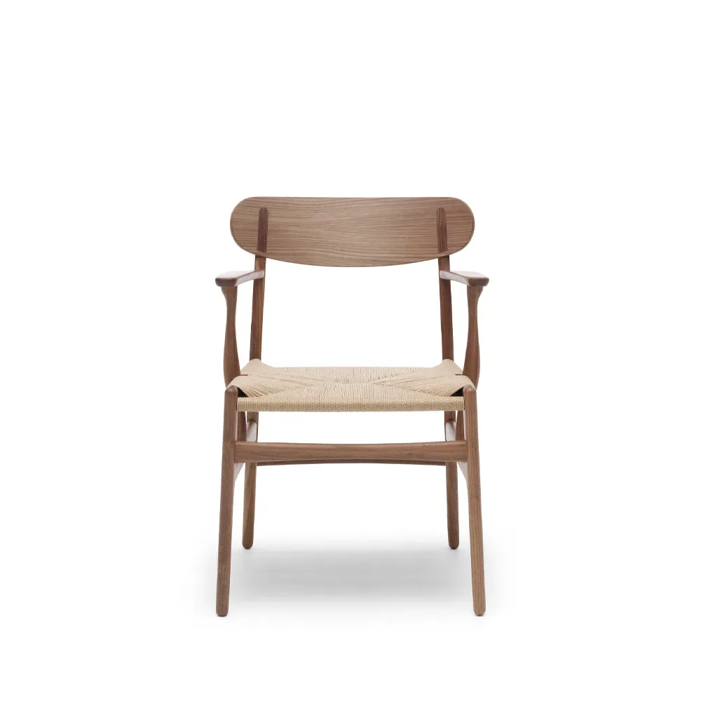 Carl Hansen & Søn CH26 karmstol Oljad valnöt-naturflätad