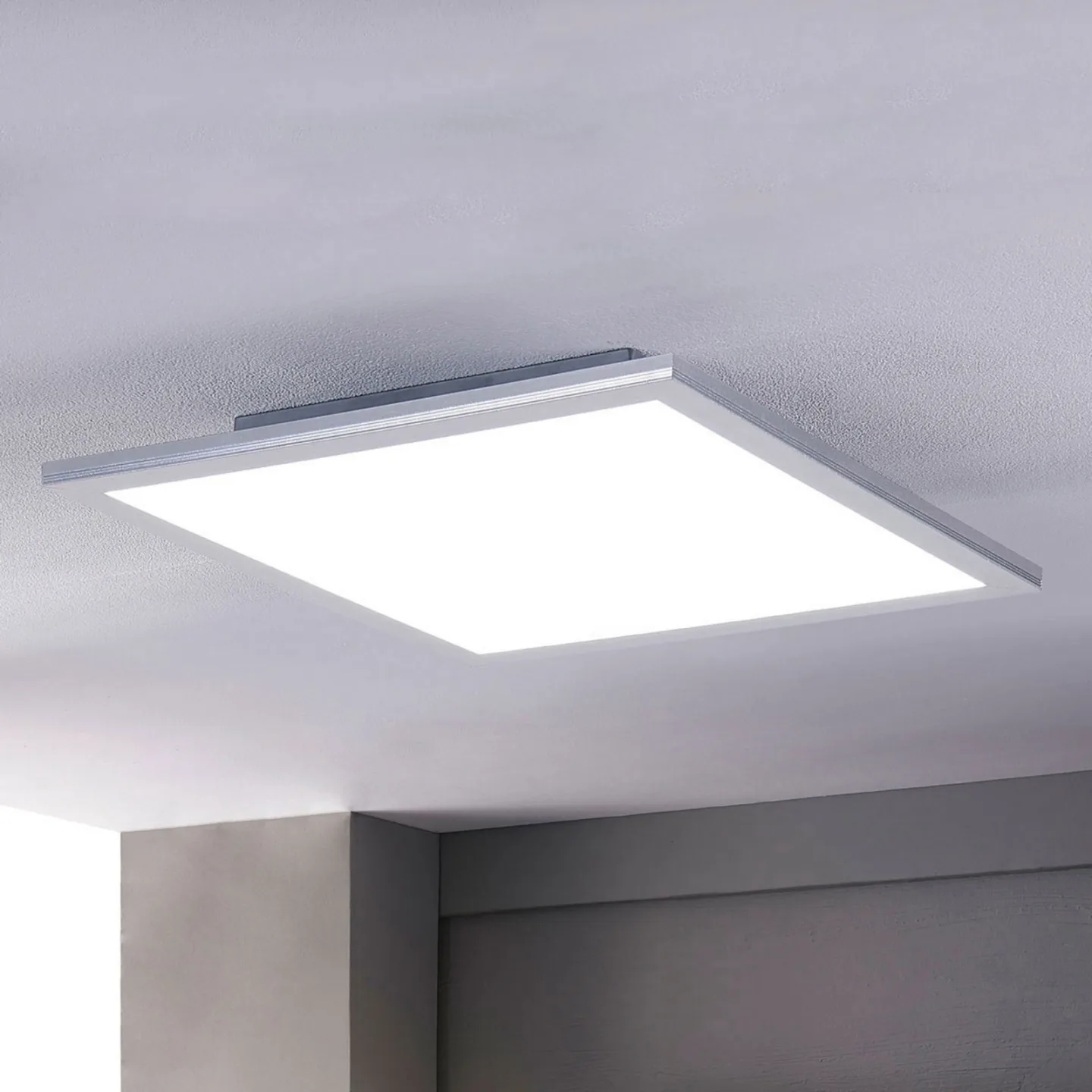 Livel LED Deckenleuchte CCT 62x62 White/Silver - Lindby - Küche - Modern - Kunststoff - Eckig