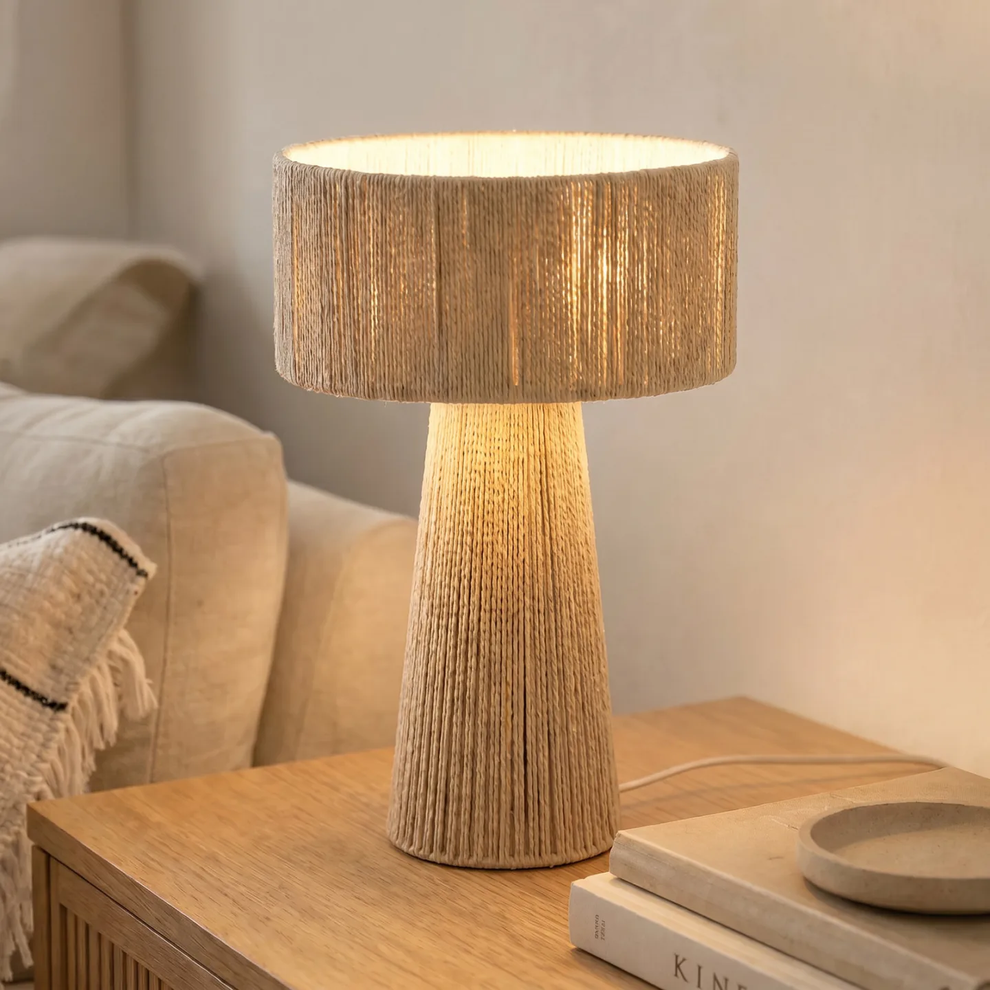Anuva bordlampe, E27, høyde 42 cm, beige, papir – Lindby - Stue - Rustikk - Papir / kartong - Med en lyskilde