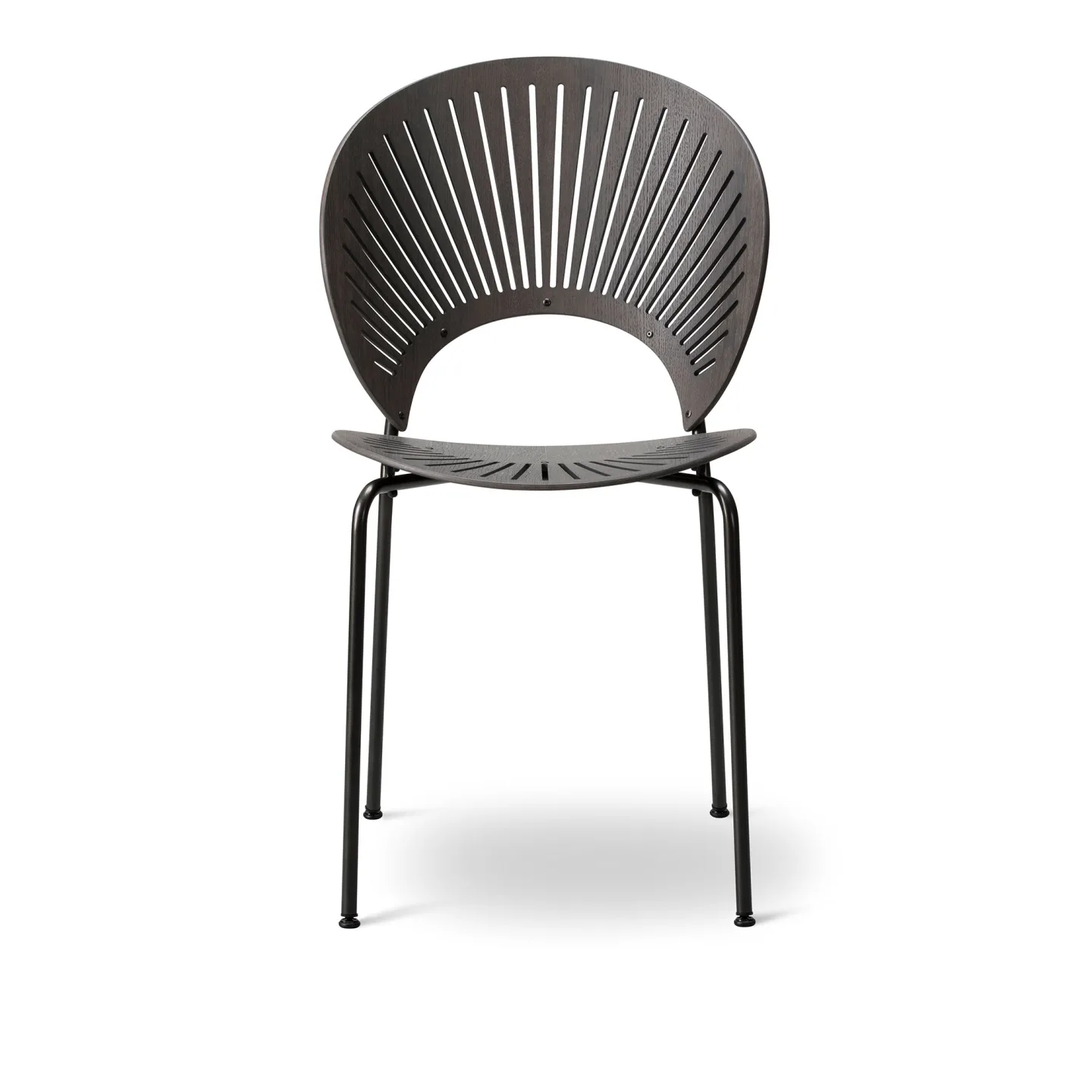 Fredericia Furniture - Trinidad Chair, Mörkgråbetsad ek, Flint - Matstolar - Nanna Ditzel - Grå - Metall/Trä