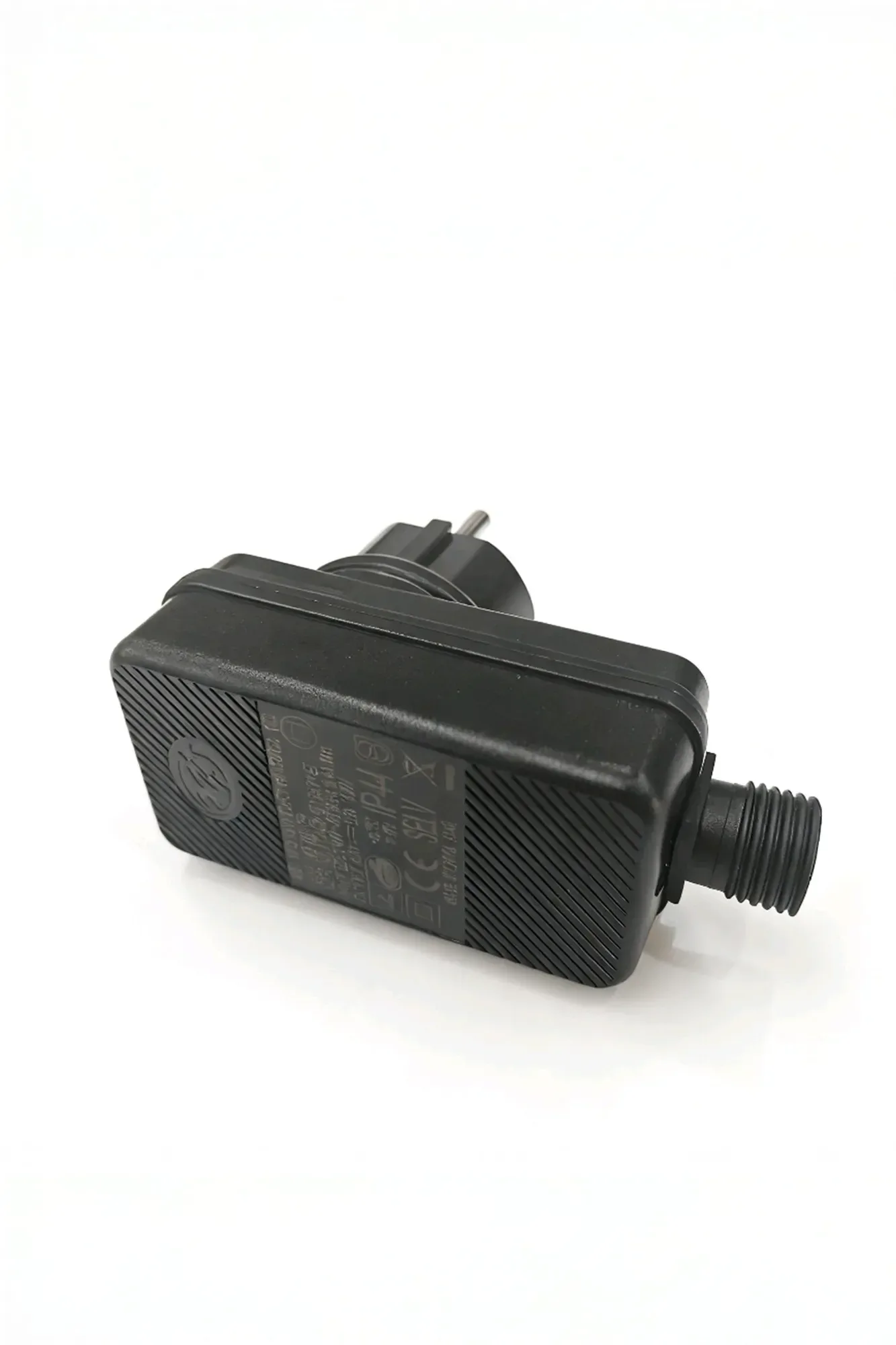 Universal Transformator 12 VDC 18 W neuer Stecker