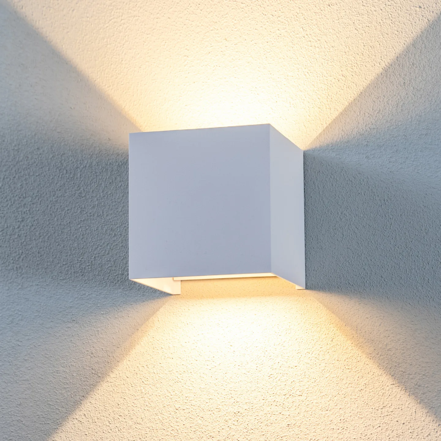 Nivar Square LED Außenwandleuchte White - Lindby - Balkon - Modern - Metall - Eckig