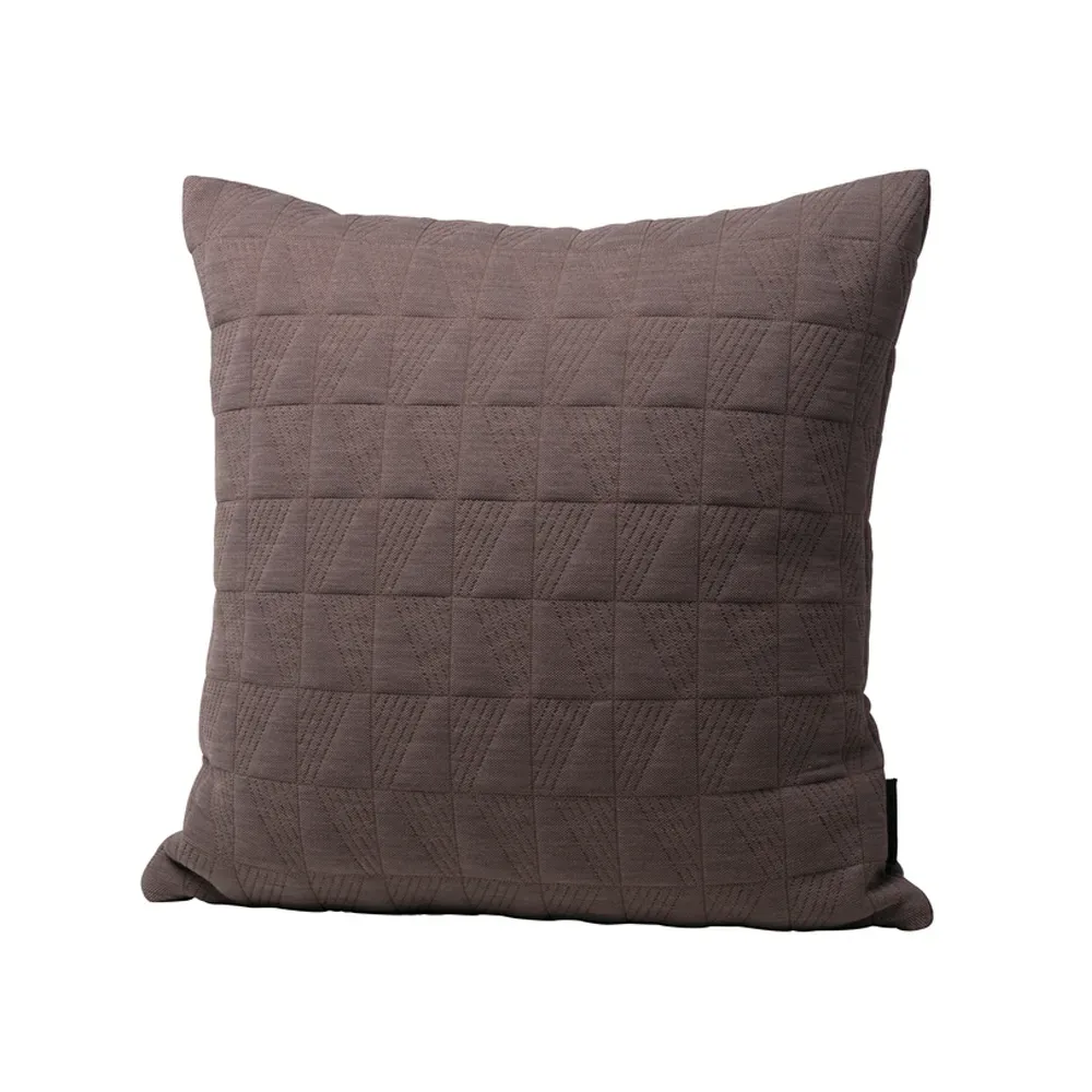 Fritz Hansen Trapez kudde 50x50 cm Earth Brown