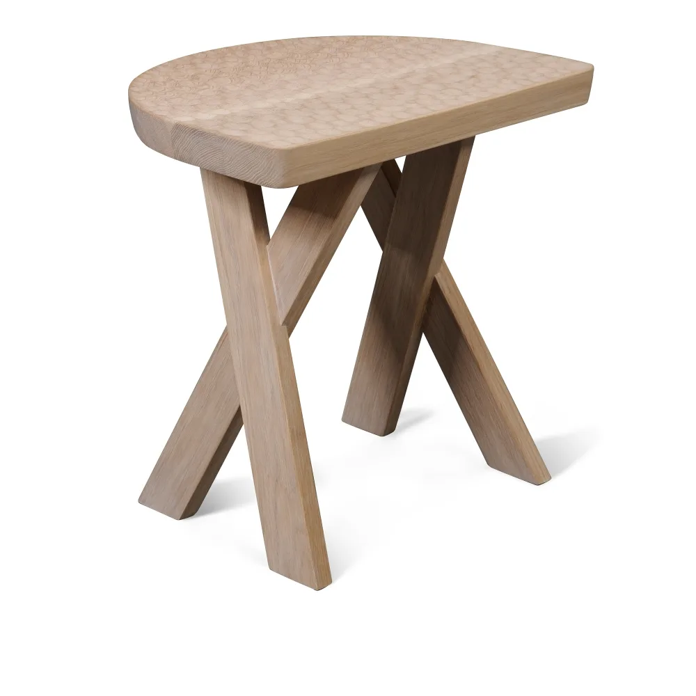Zanat - Touch Stool Moon, Vitoljad ek - Pallar - Studioilse - Träfärgad - Trä