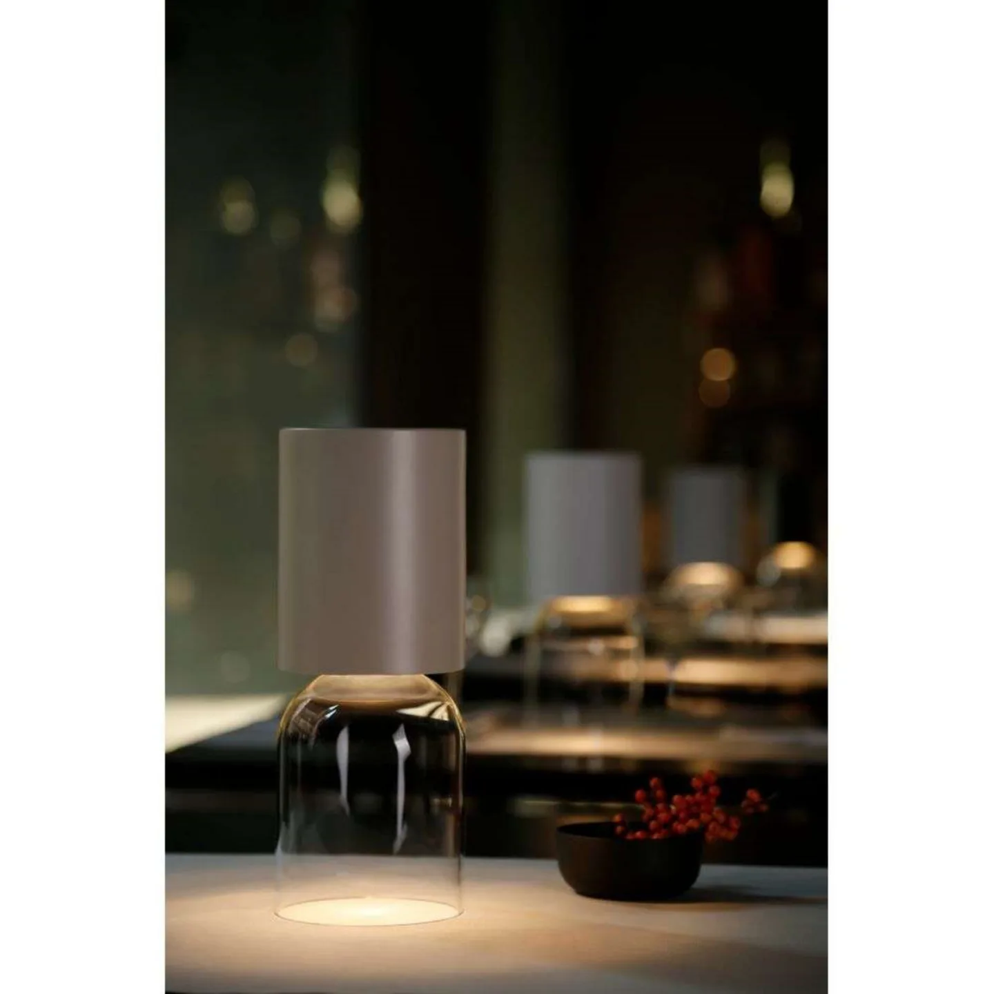 Nui Mini LED Rechargable Bordlampe Sand - Luceplan