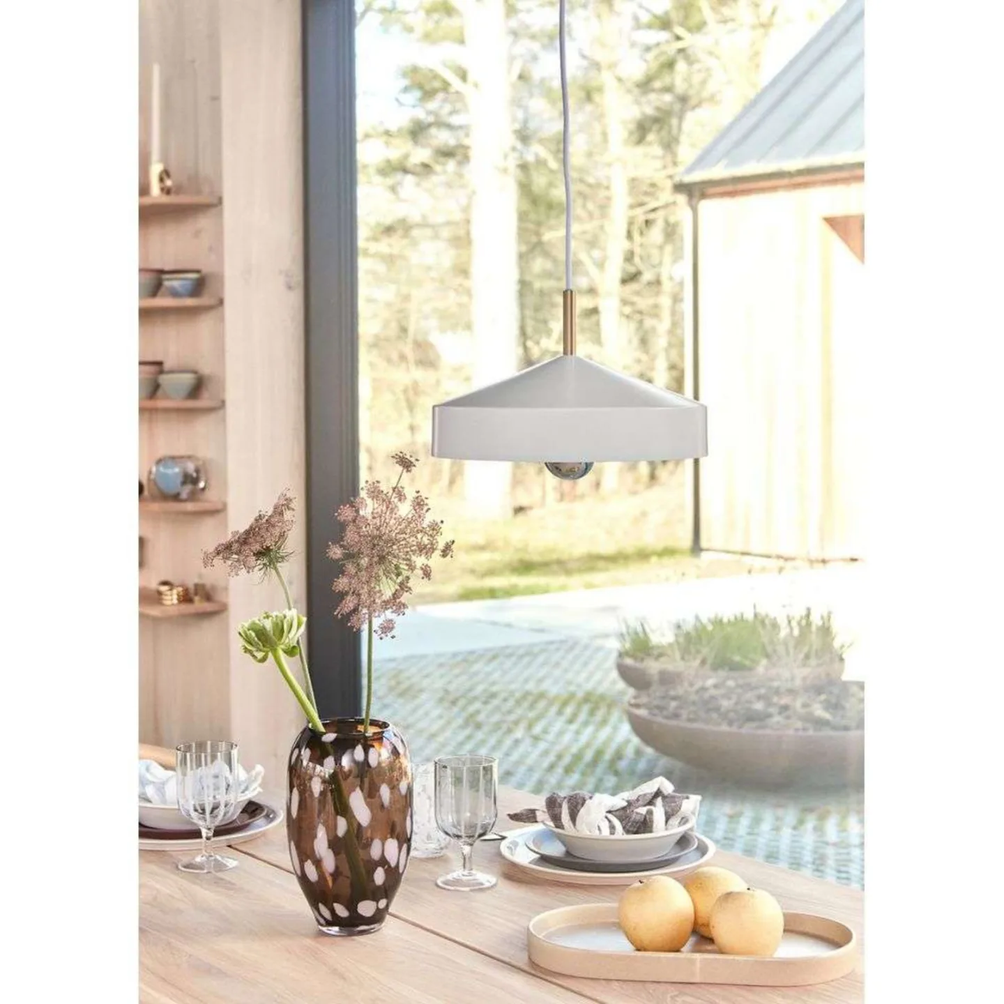 Hat Pendelleuchte Small, weiß, Metall, E27 - OYOY Living Design Hat Small - Esszimmer - Skandinavisch - Einflammig