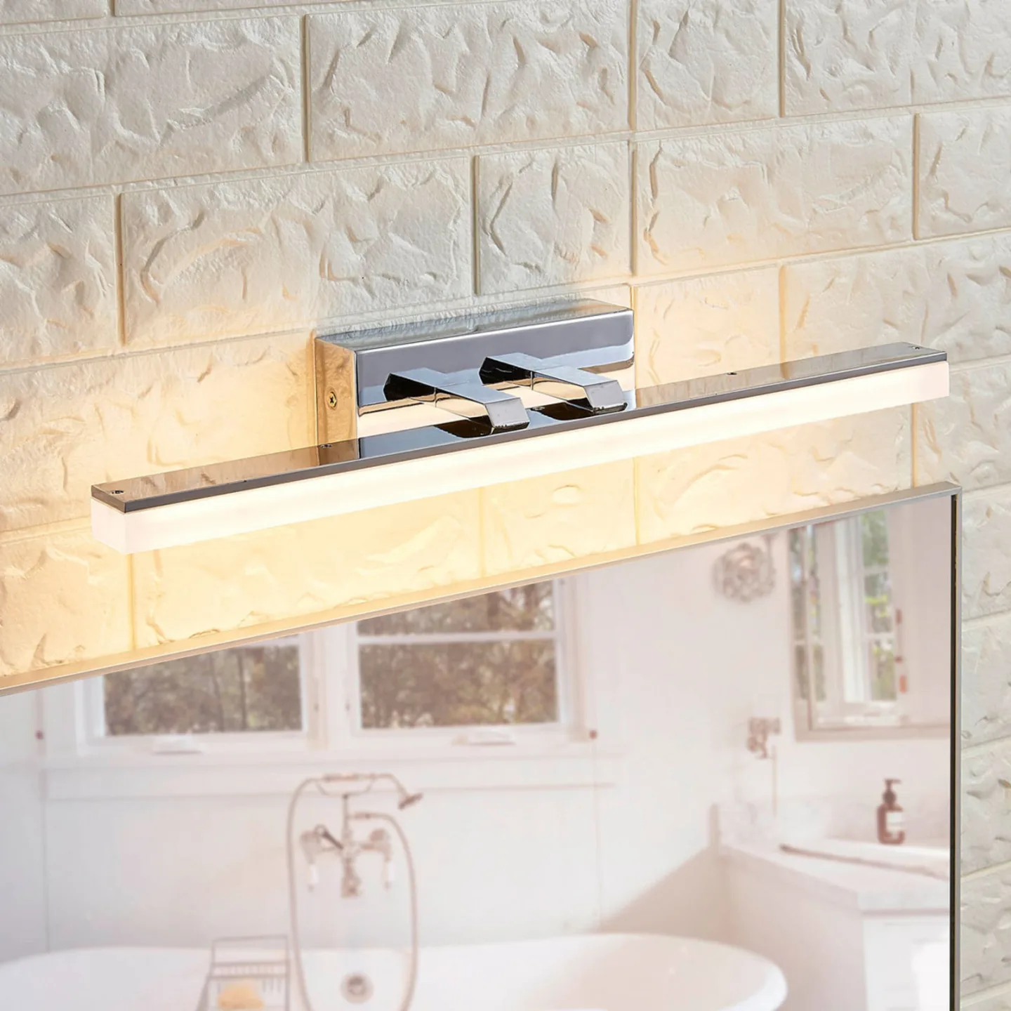 Julie 46 Wandleuchte IP44 White/Chrome - Lucande - Badezimmer - Modern - Metall - Eckig