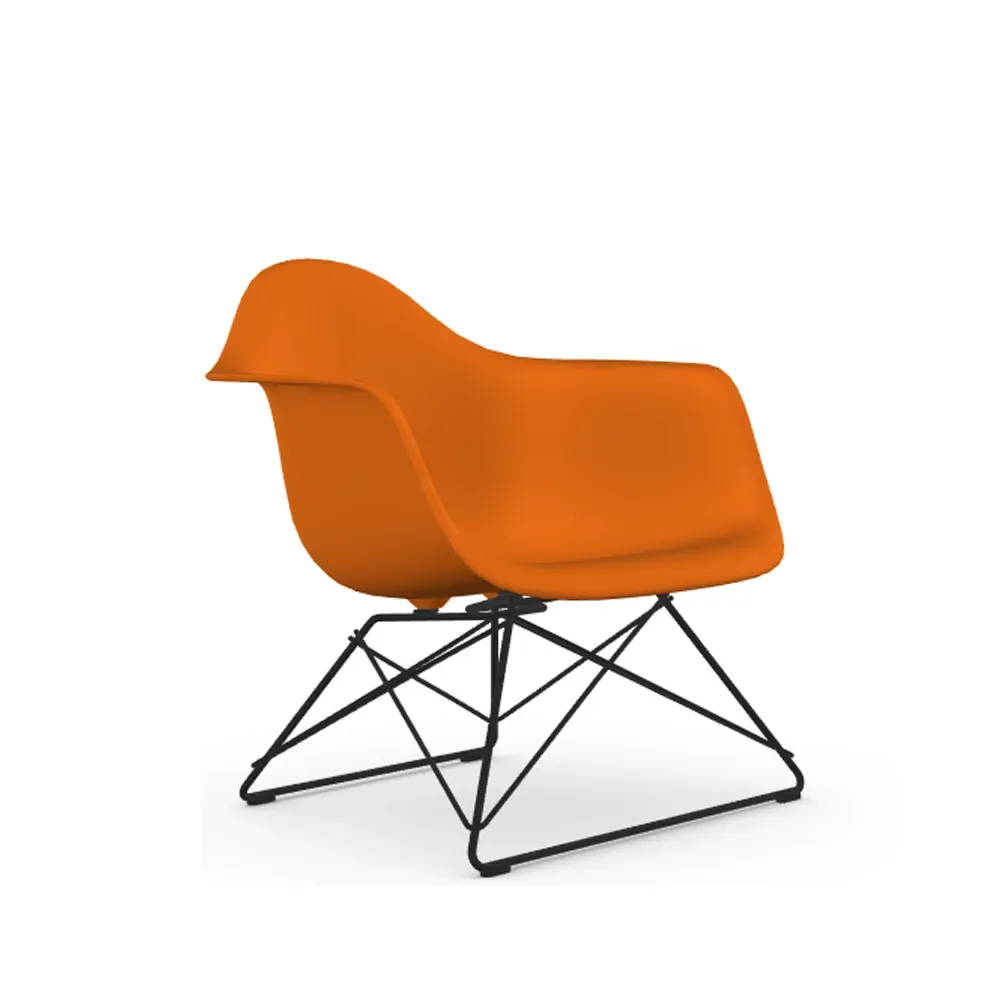 Vitra Eames plastic armchair LAR fåtölj Rusty orange-Black