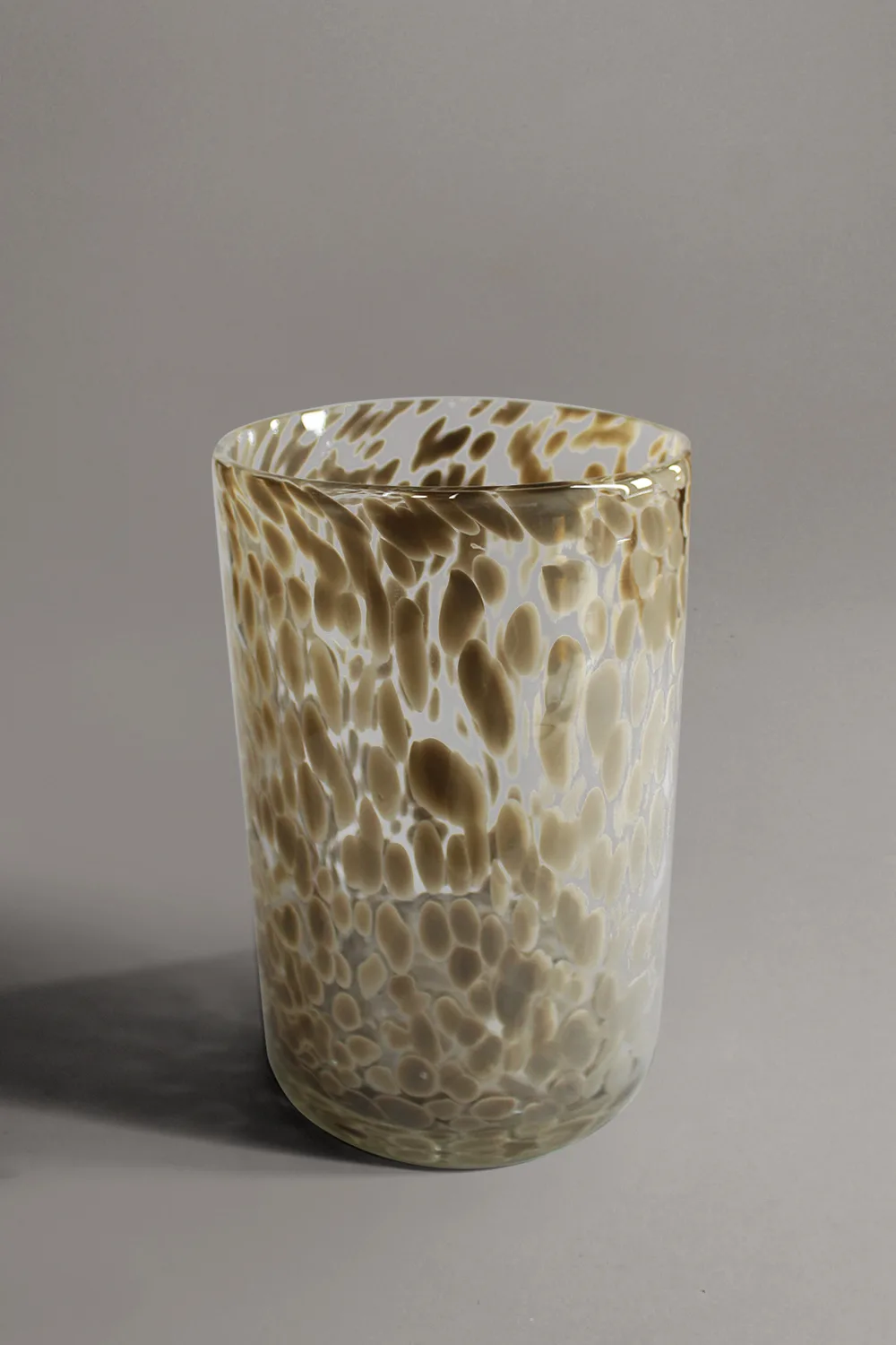 Lysestake L - Haven (taupe) (Størrelse: 12 x 18 cm)