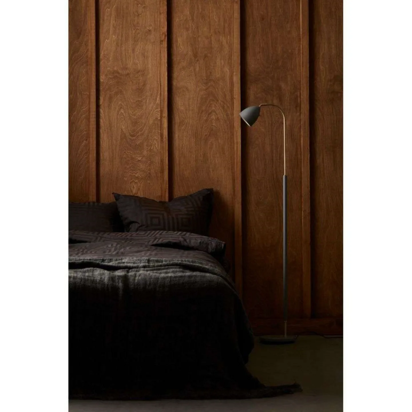Belid - Deluxe - Golvlampa - Grå/mässing