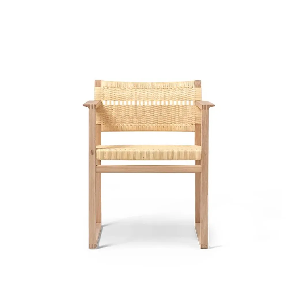 Fredericia Furniture BM62 Armstuhl Rotting-lackat ekstativ