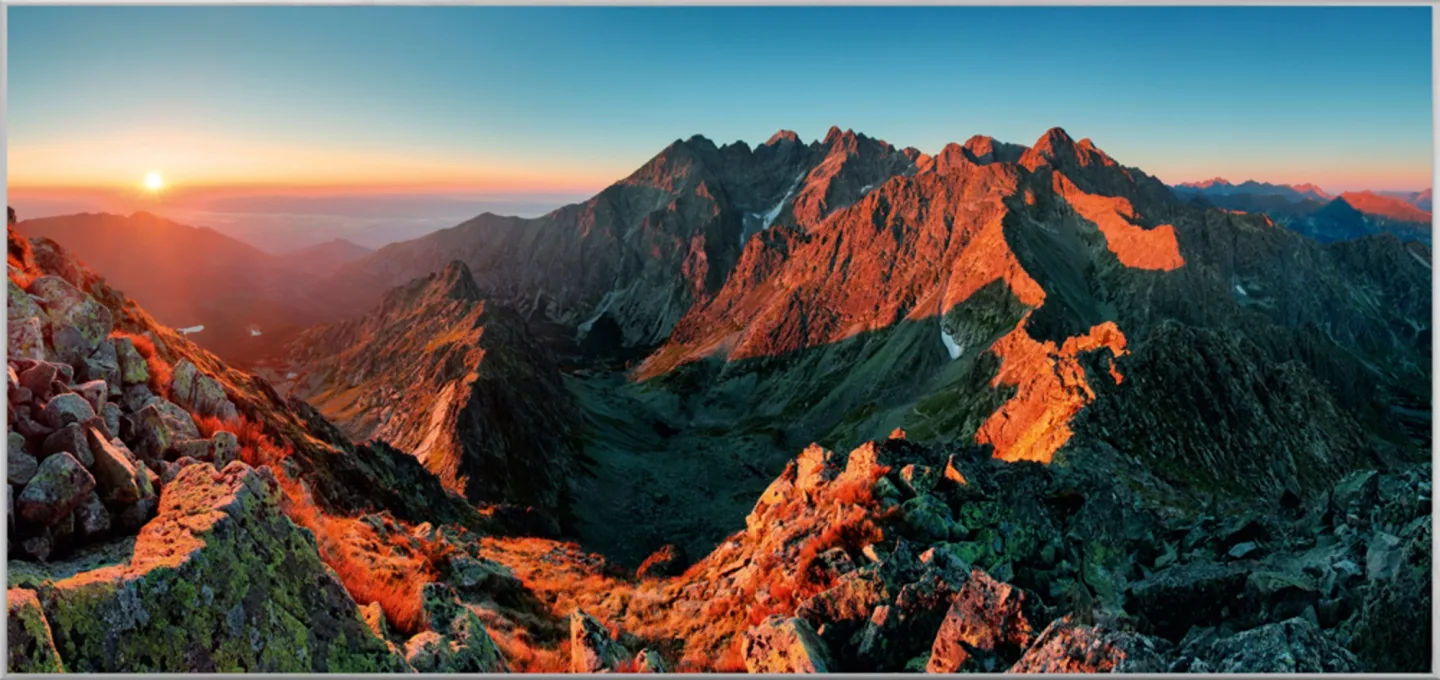 image LAND Bild mit Rahmen Berge im Sonnenaufgang | Schubiger Möbel