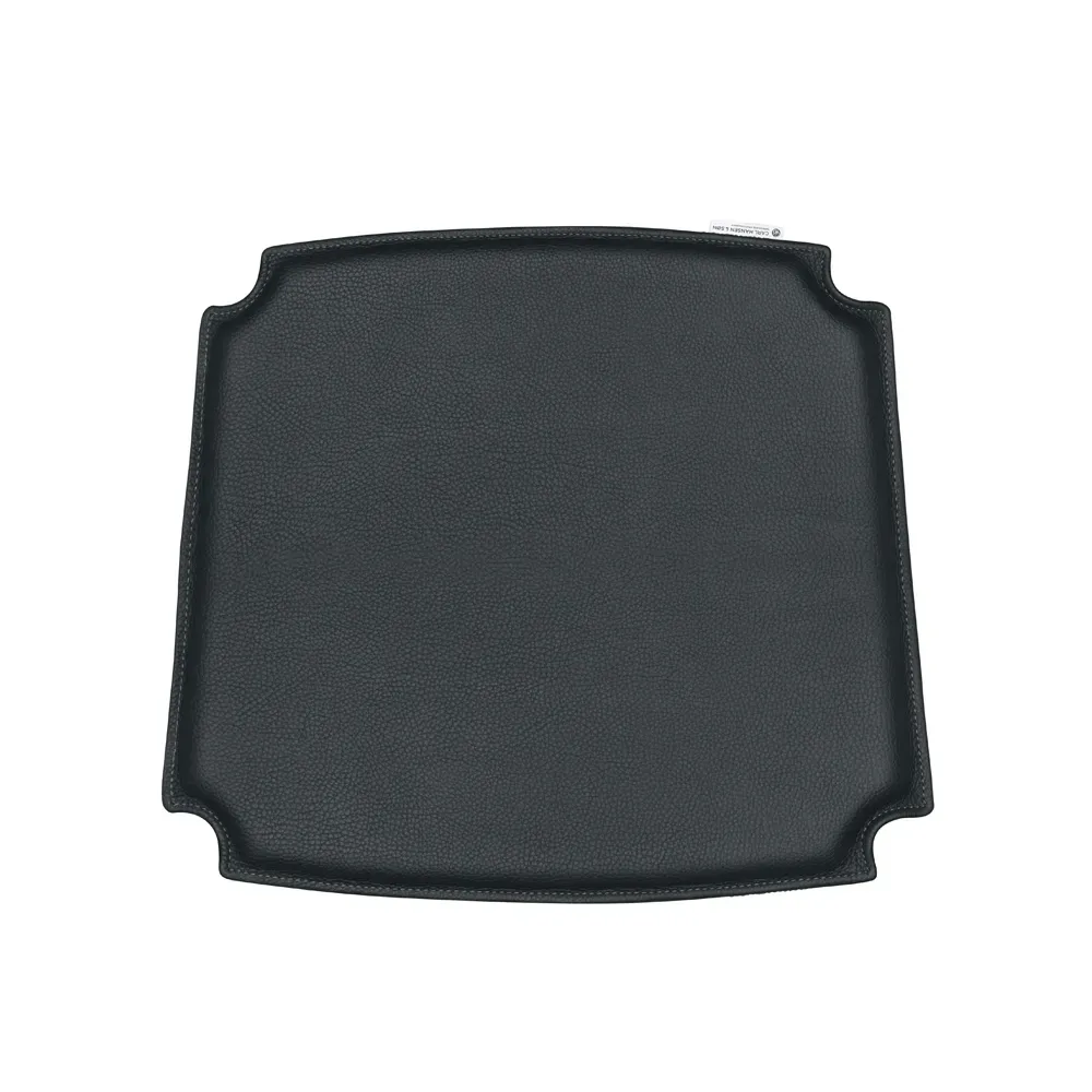 Carl Hansen & Søn CH24 dyna läder Loke 7150 (svart)