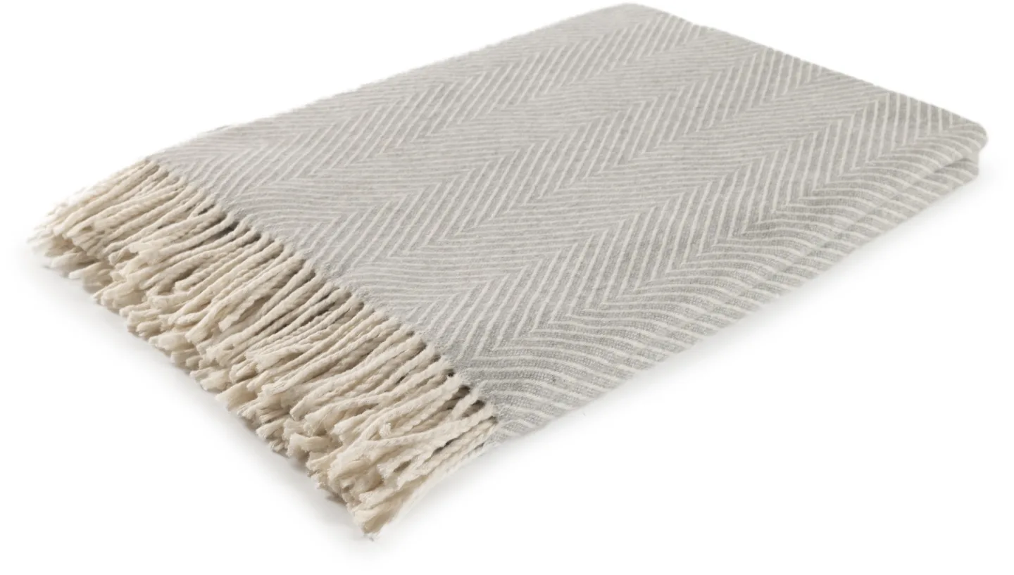 Magma Plaid Merida Grau 200x150 cm | Schubiger Möbel
