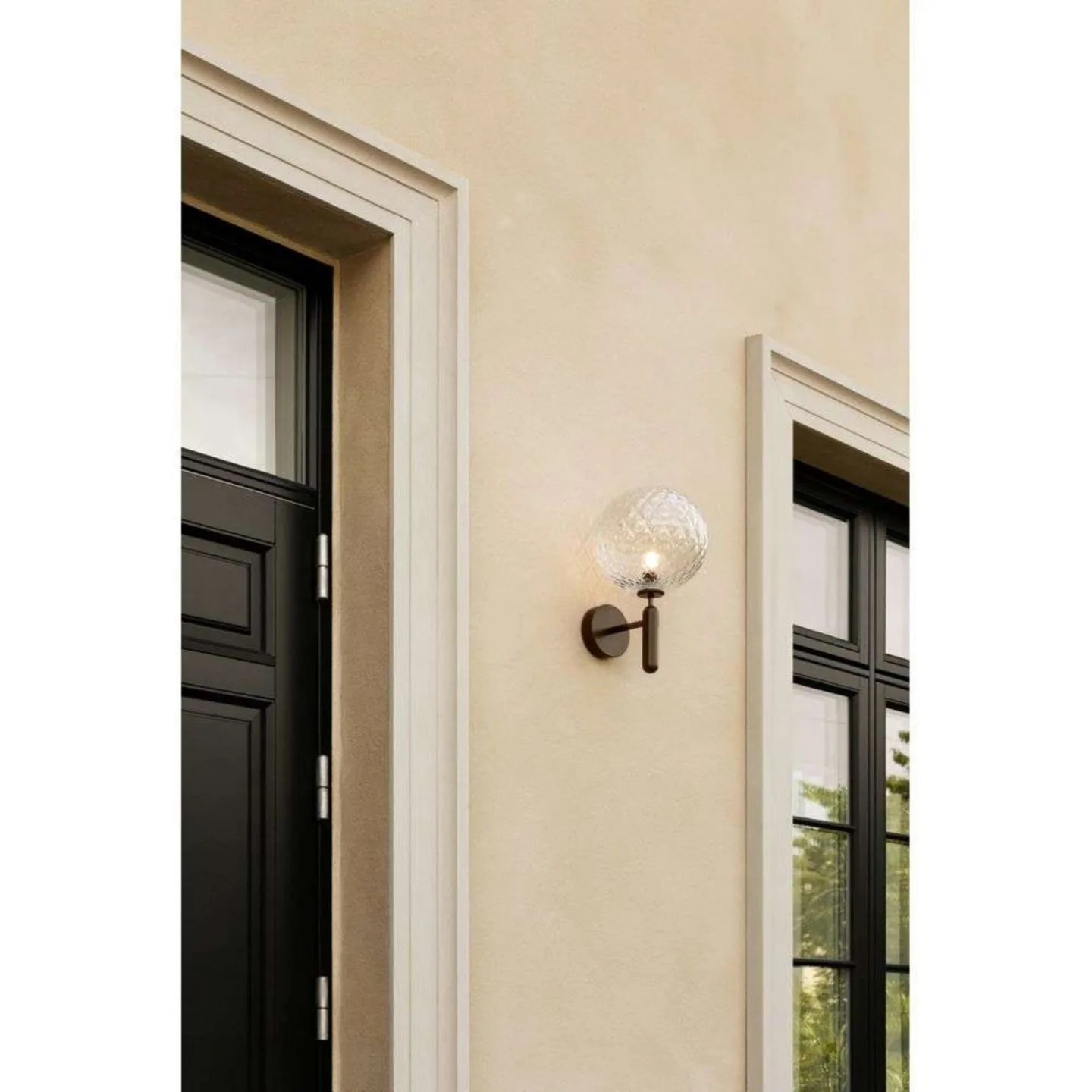 Nuura Außen-Wandlampe Miira, bronze/klar, Ø 20 cm - Nuura Nuura Aps - Terrasse - Skandinavisch - Metall - Einflammig