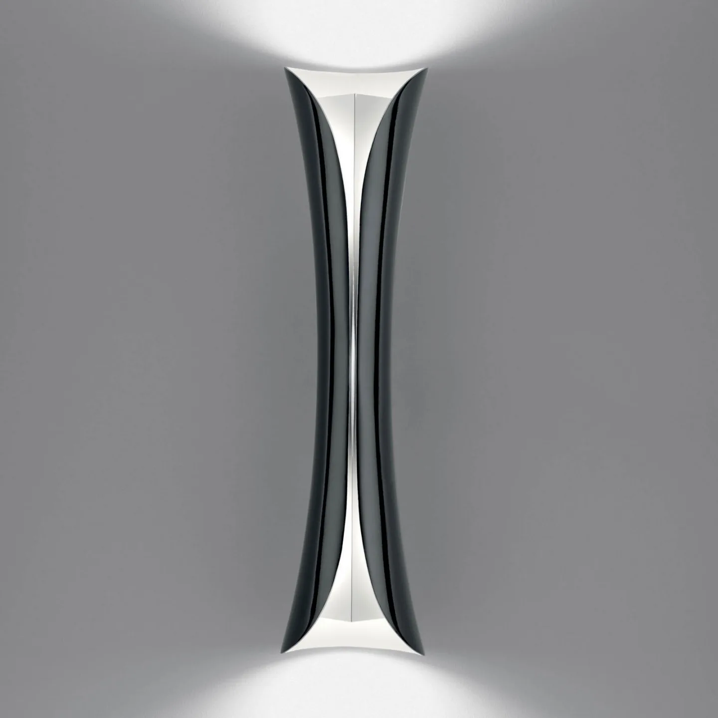 Cadmo LED Vegglampe Svart - Artemide - Stue - Design - Plast - Med flere lyskilder